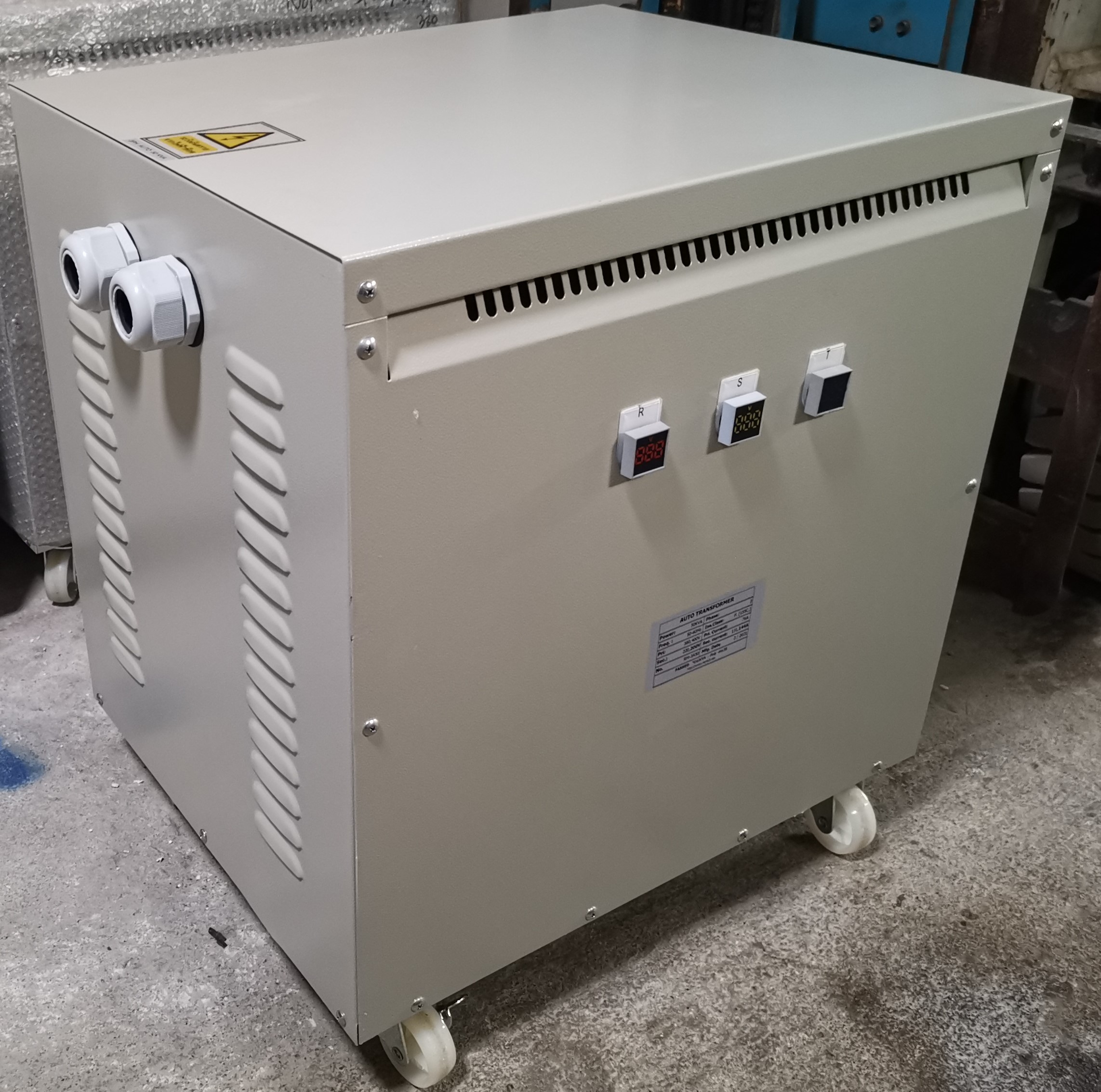 หม้อแปลงไฟฟ้า ไฟเข้า400v 380vac 3เฟส3สาย ไฟออก 220V 200V 3เฟส 3สาย +G +N