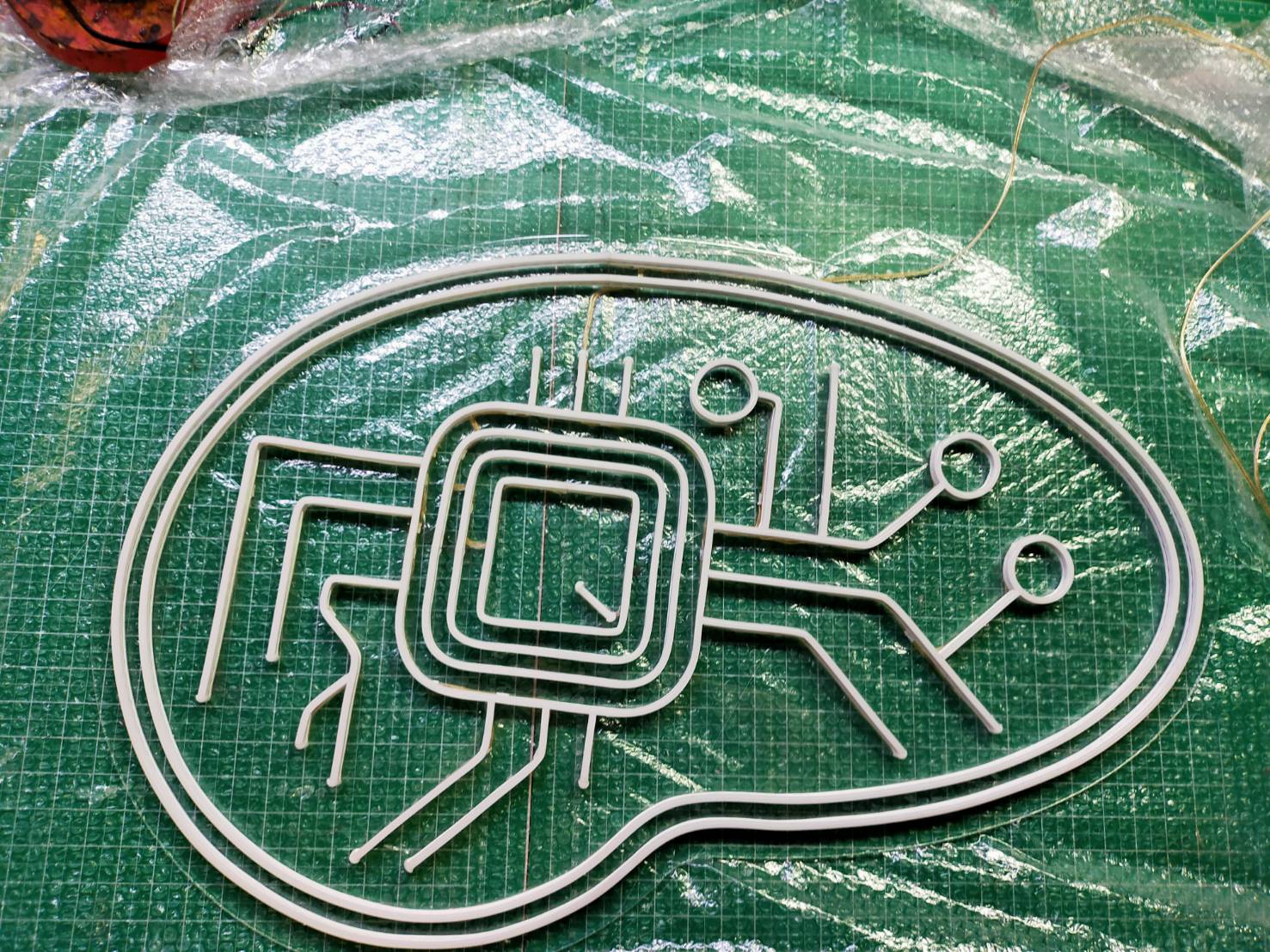 ป้ายไฟนีออนดัด