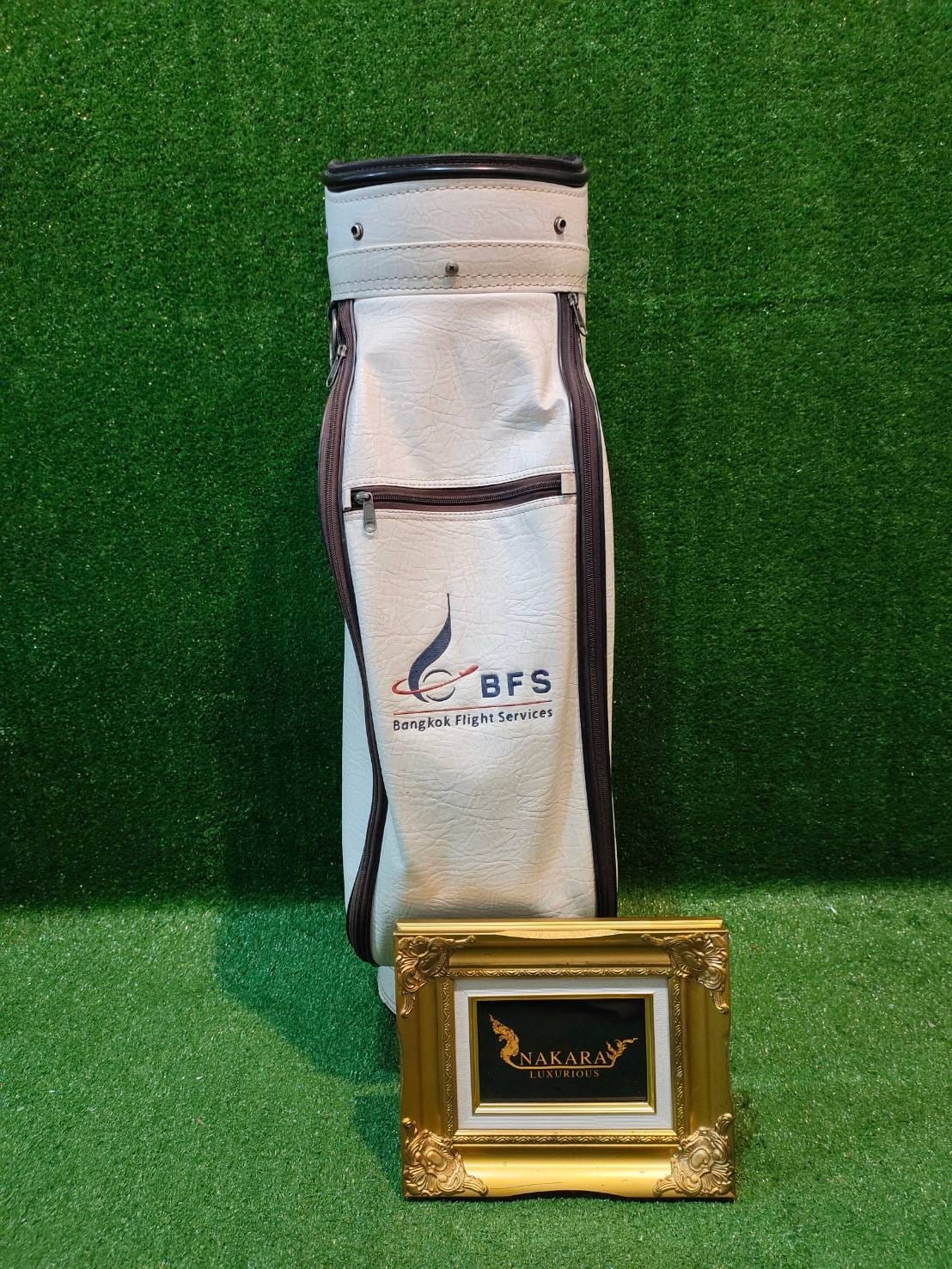 ถุงกอล์ฟหนัง BFS