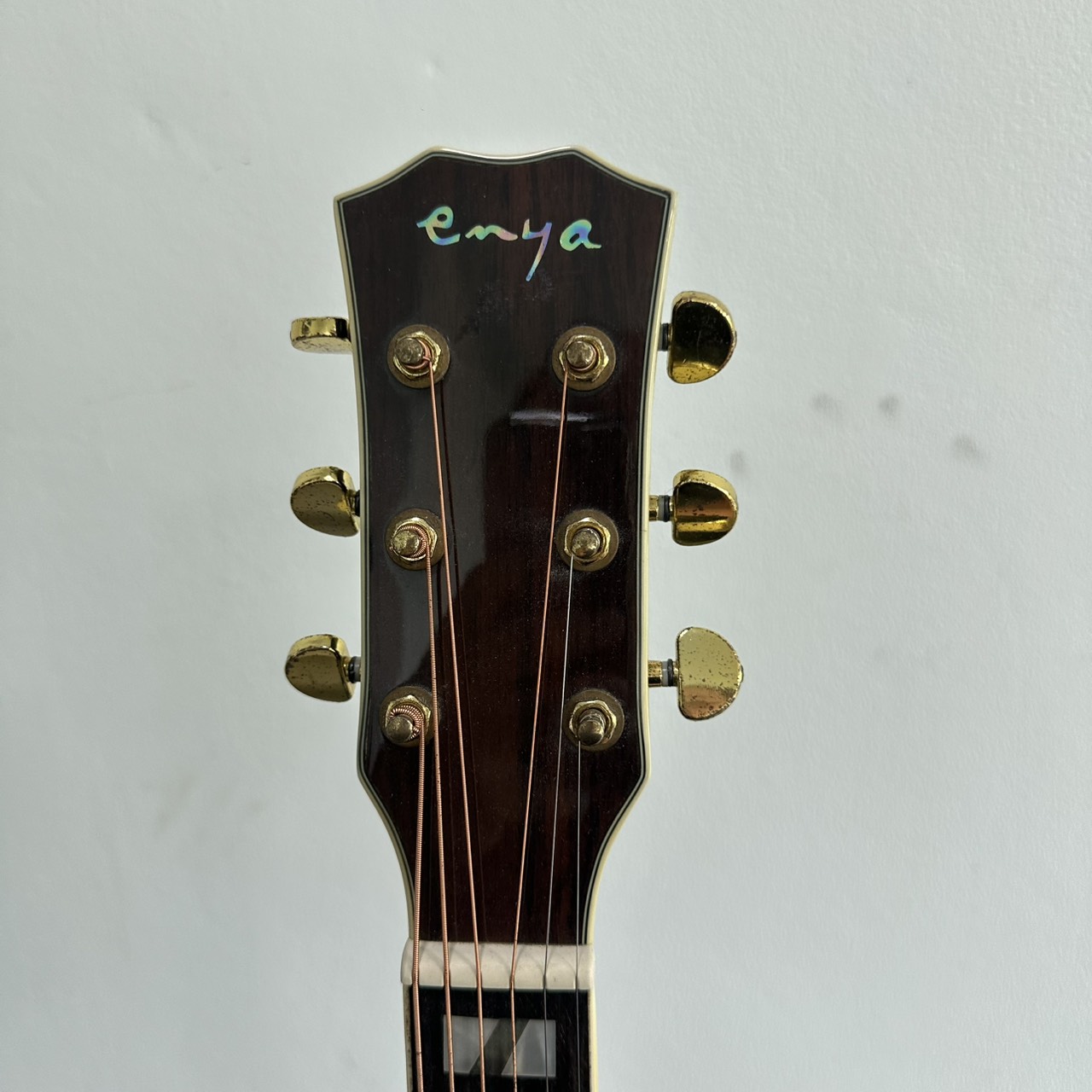 กีต้าร์โปร่ง Enya ED-18 EQ+ กระเป๋า