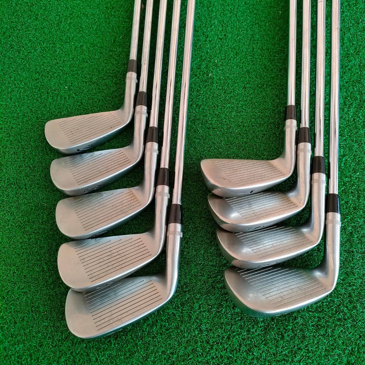 ชุดเหล็ก TITLELIST 990 DCI สภาพสวยเดิมๆ เลยครับ มีเหล็กยาวถึงเหล็ก 2 และมี 3 - 9 เเละ PW ก้าน PRECISON RIFLE 5.5