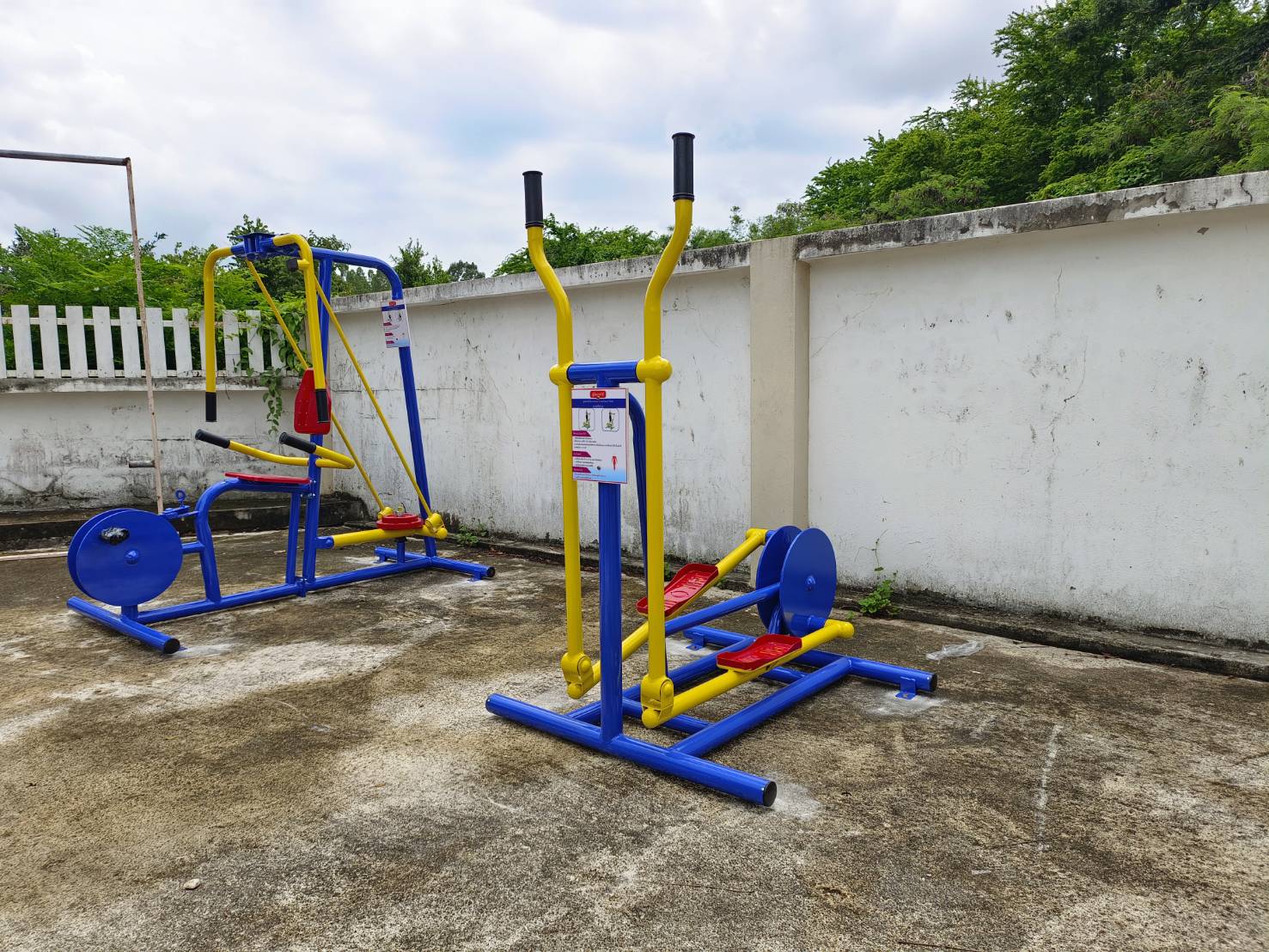 ชุดเครื่องออกกำลังกายกลางแจ้ง6รายการ โปร99,900 สนามกีฬา, เครื่องออกกำลังกายผู้ใหญ่, เครื่องออกกำลังกายสวนสาธารณะ หมู่บ้าน,Exercise equipment outdoor , OutdoorPlayground ,ราคาโรงงาน