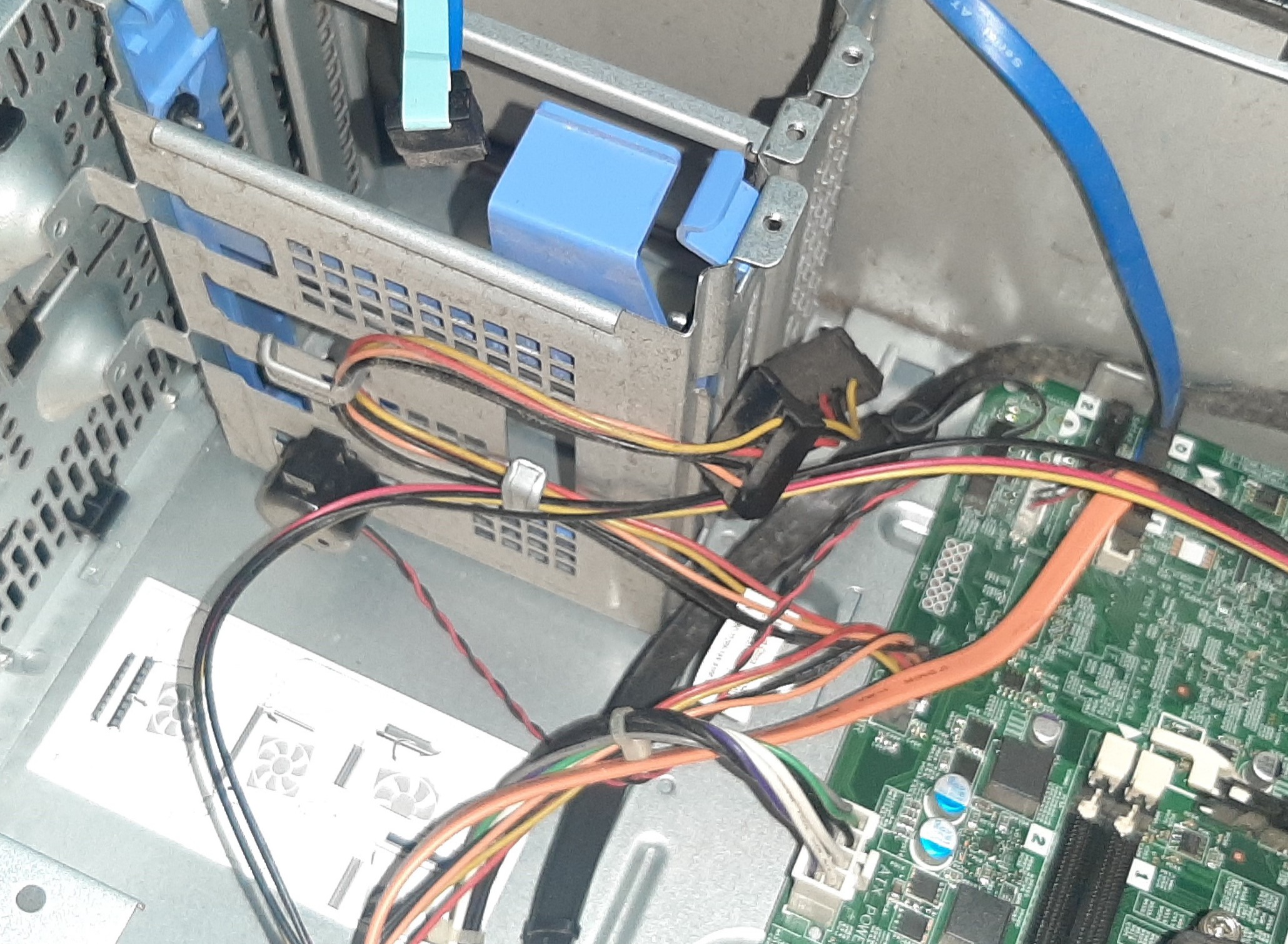 พีซีมือสอง Dell Optipex 3020 MT (i5-4440 Ram8GB HDD500GB) ประกันร้าน 1 เดือน