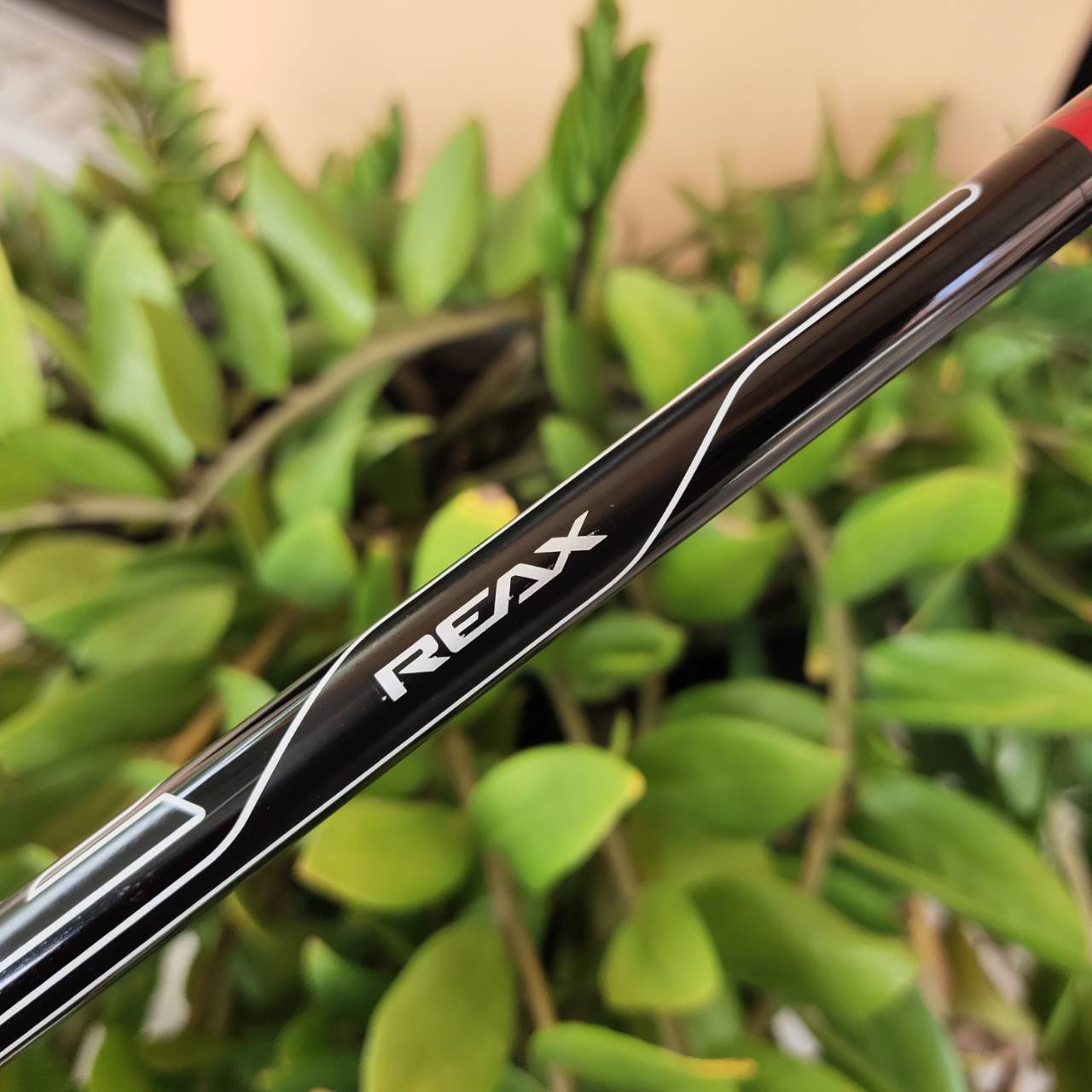 ชุดเหล็ก Taylormade M2 เป็นชุดเหล็กที่ Taylormade ตั้งใจให้เป็นชุดที่ตีลูกลอยง่ายจนสามารถสร้างระยะตีไกลอย่างที่สุด ไม้กอล์ฟพรีเมี่ยมมือสอง ของแท้ By NakaraLuxurious