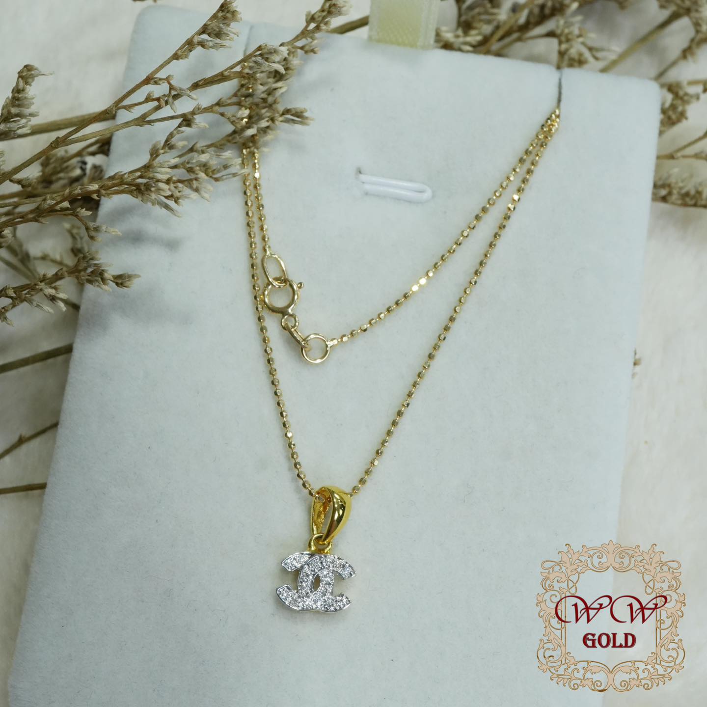 จี้ Mini CC ^^