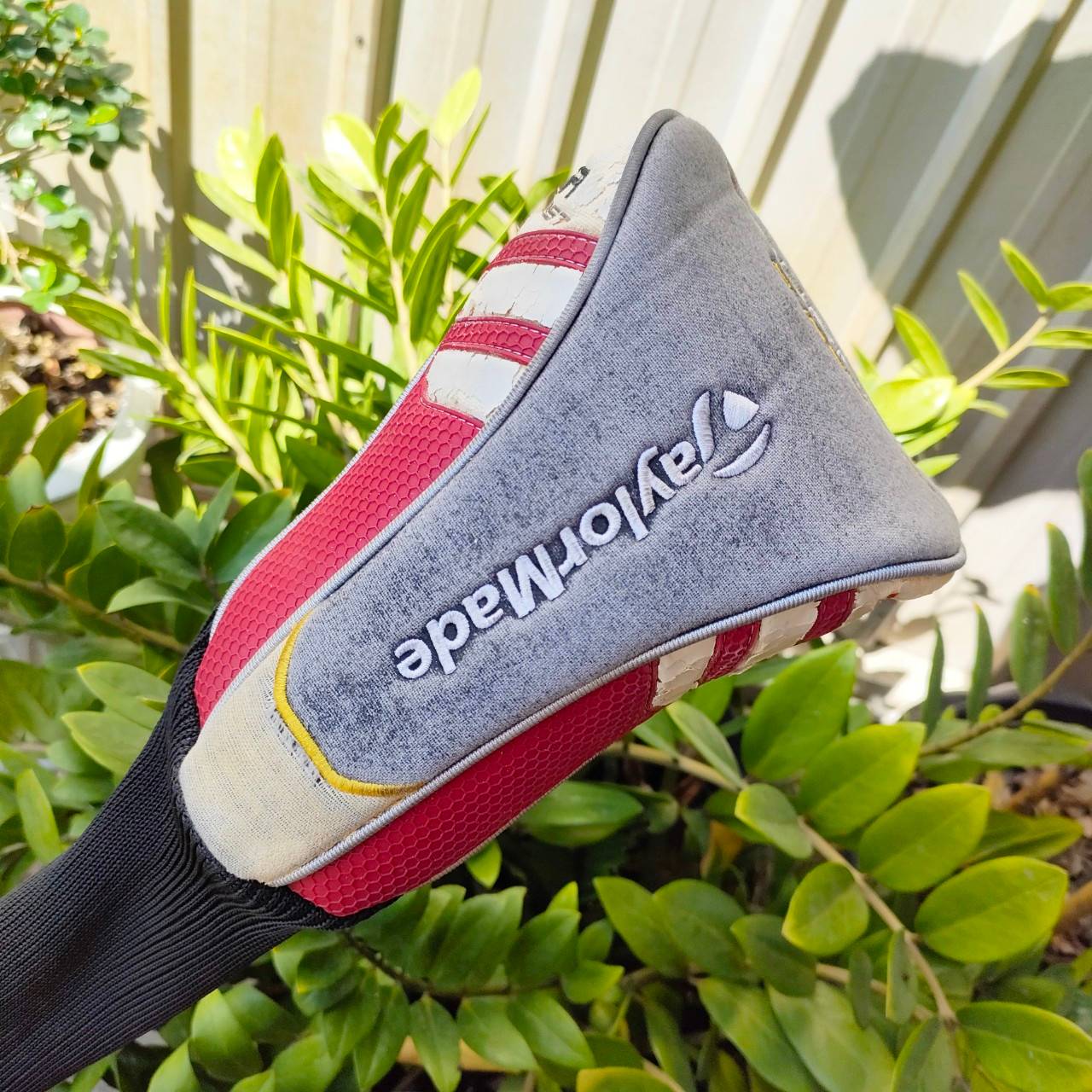 DRIVER TAYLORMADE BURNER 1.0 องศา 10.5 ก้าน FUBUKI BURNER SUPERFAST FLEX R รุ่น 1.0 กระดองขาว หน้าดำตัวนี้โหดมาก เป็นงาน JDM JAPASPEC ตีไกลแบบจัดๆ แม้สปีดไม่แรงก็ช่วยได้มาก ไม้กอล์ฟพรีเมี่ยมมือสอง By NakaraLuxurious
