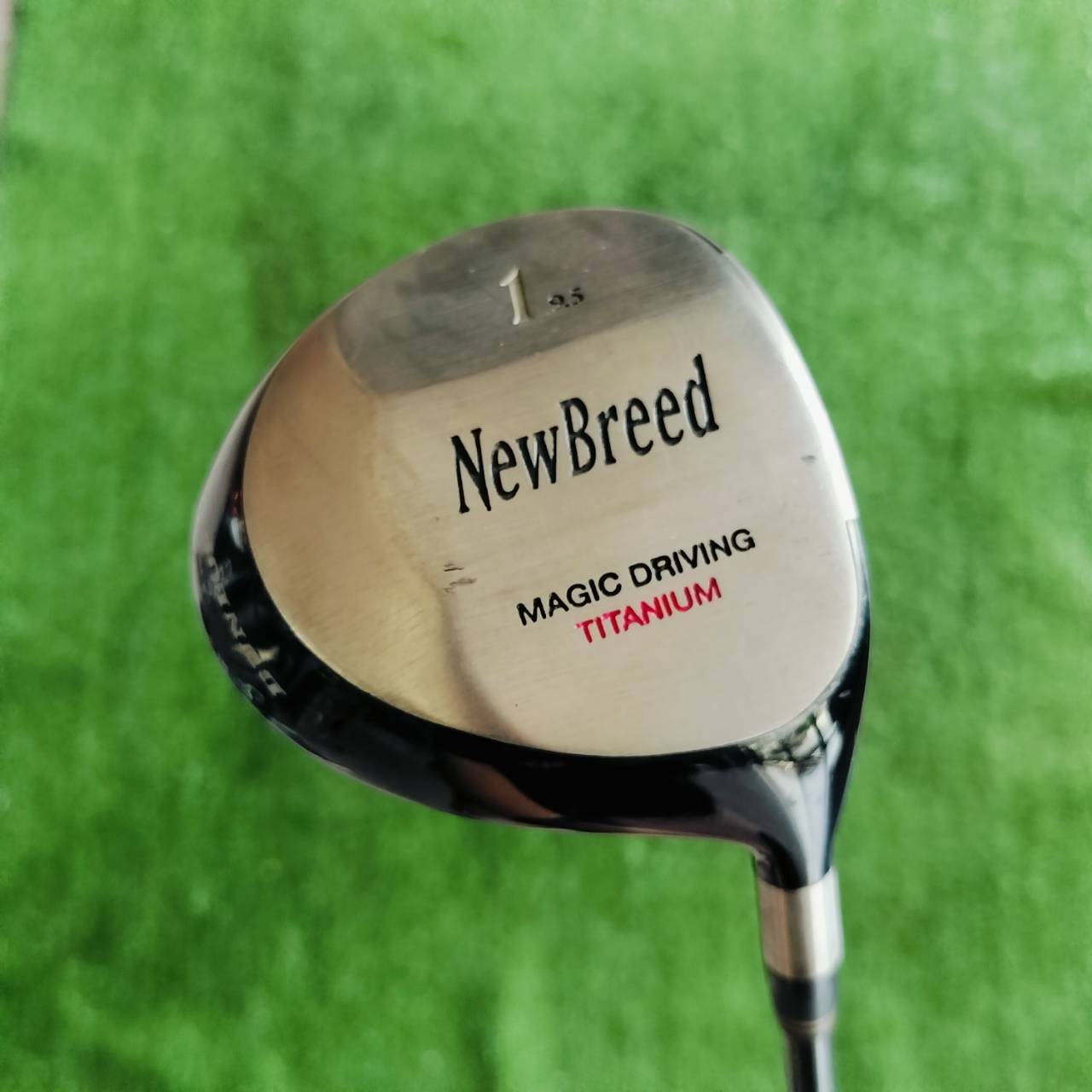 Driver NEWBREED องศา 9.5 วัสดุ MAGIC TITANIUM เสียงเพราะ ตีง่าย ผลิตจากประเทศญี่ปุ่น JAPAN SPEC ก้าน FLEX S ไม้กอล์ฟพรีเมี่ยมมือสอง ของแท้ By NakaraLuxurious