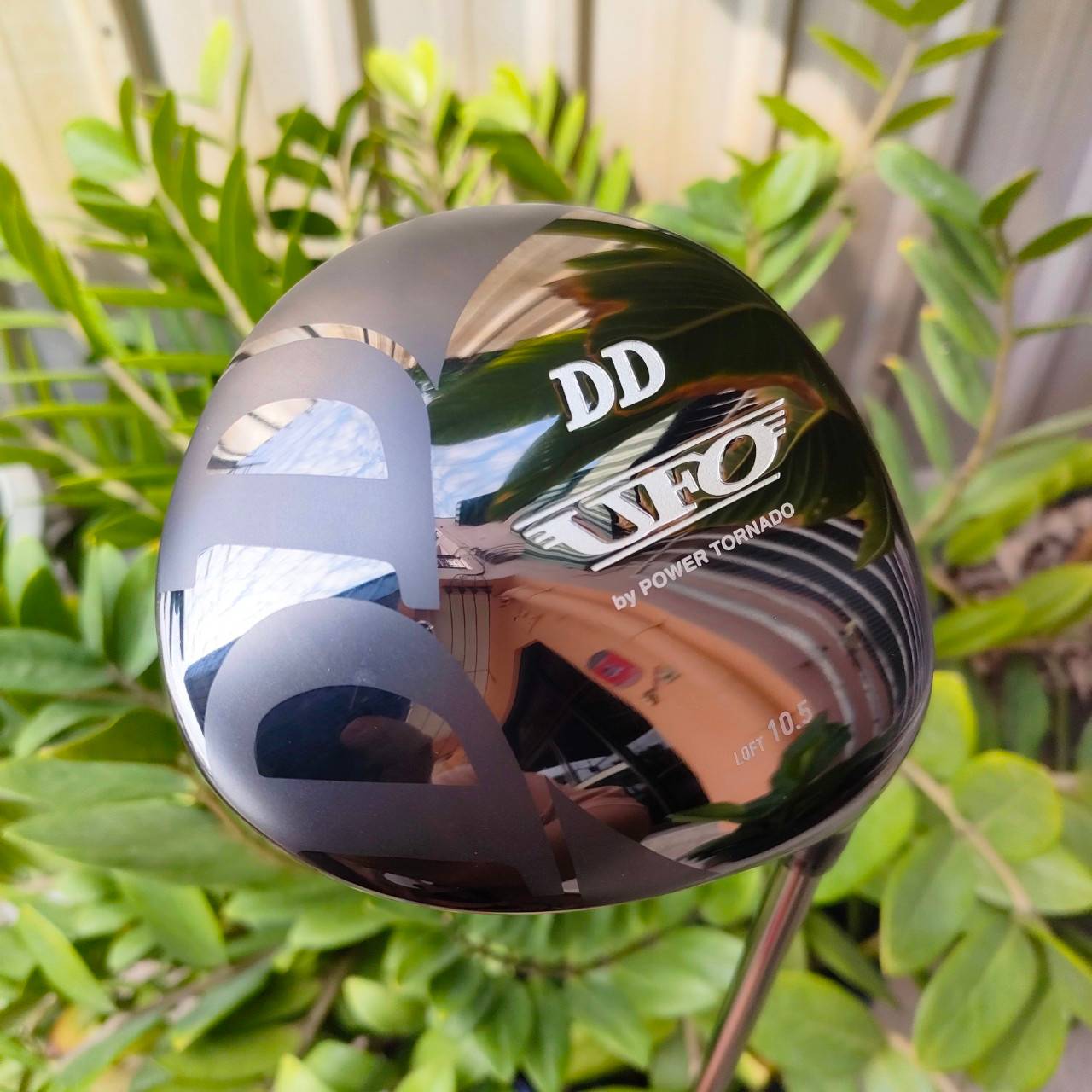 DRIVER KASCO UFO DD องศา 10.5 ก้าน UST MAMIYA ATTAS EZ FLEX S เป็น Driver ที่ตีง่าย และตีตรงที่สุดในยุค มาพร้อมกับ Universal wing ที่จะทำให้ตีตรง ลูกลอยตรงไปยังเป้าหมายอย่างแม่นยำ ไม้กอล์ฟพรีเมี่ยมมือสอง By NakaraLuxurious