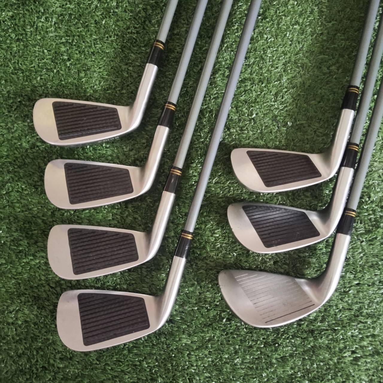 ** ไม้กอล์ฟผู้หญิง ** ชุดเหล็ก DAIWA SV COMPO เทคโนโลยี "Twin Cut Sole" หน้าเคฟล่าทั้งเซ็ต