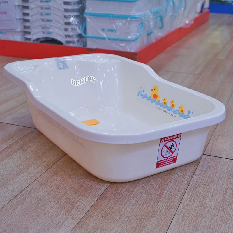 FIN BABIES PLUS อ่างอาบน้ำเด็กขนาดใหญ่พลาสติกอย่างดีทนทาน มีรูระบายน้ำ USE-A9C