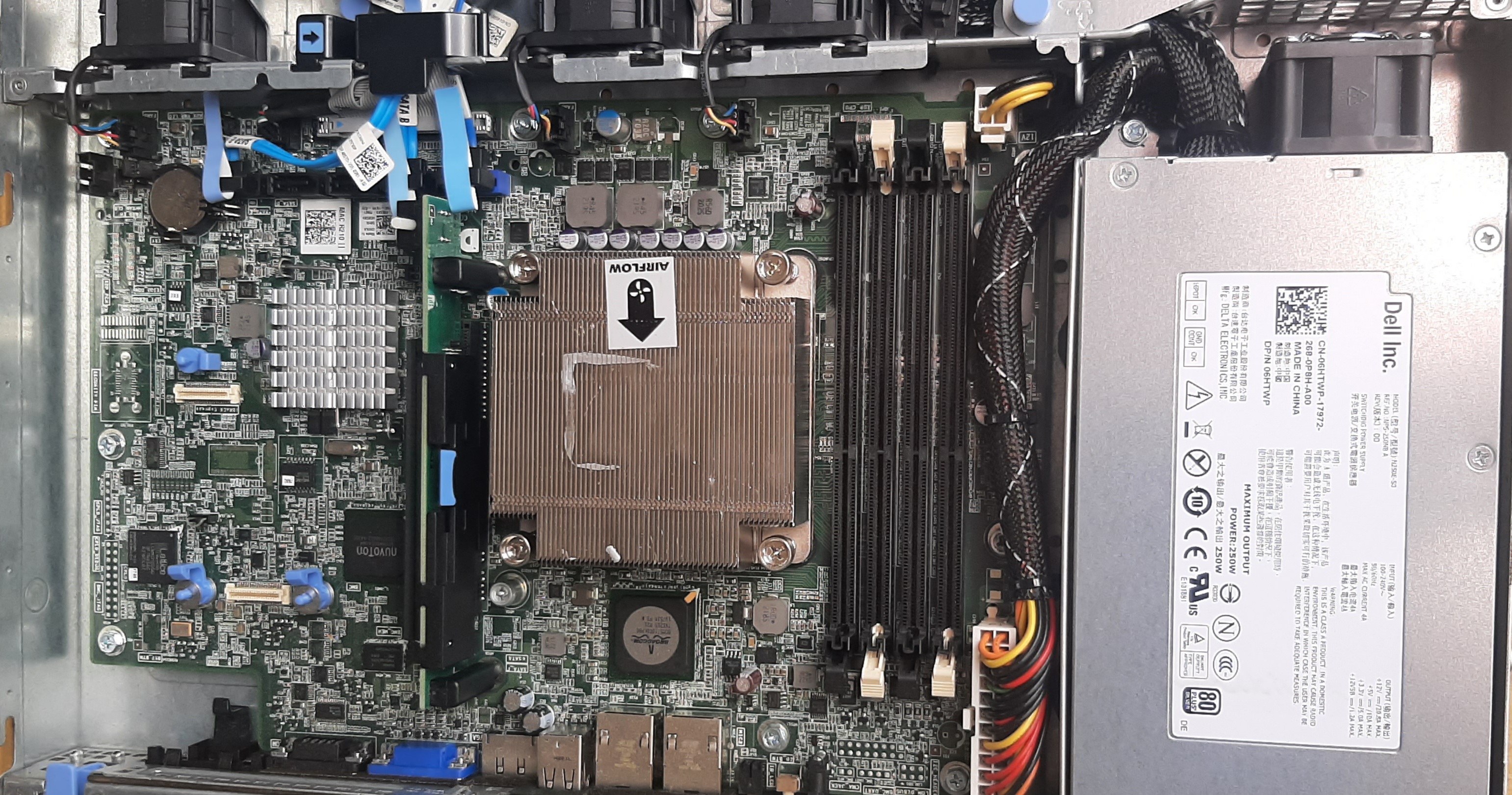 เซิร์ฟเวอร์มือสอง สภาพดี ประกันร้าน 1 เดือน Dell PowerEdge R210ii (E3-1270V2 Ram8GB No HDD)