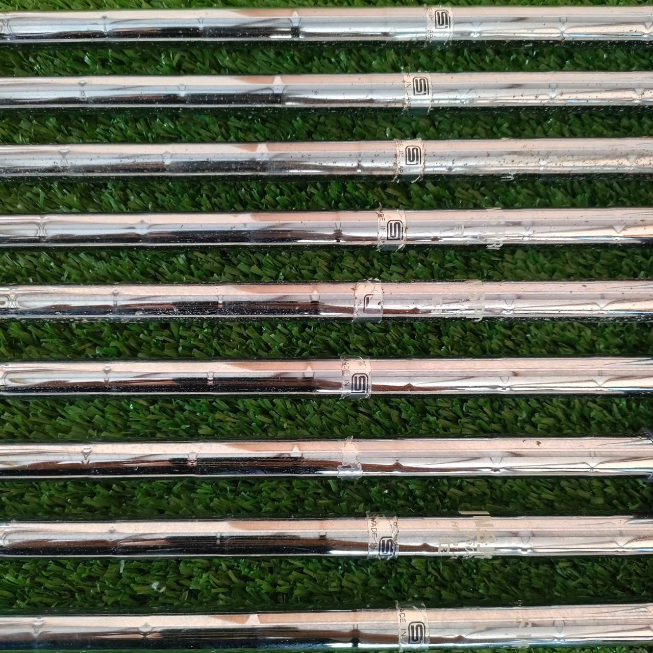 ชุดเหล็ก XXIO IMPACT POWER FACE มีเหล็ก 4-9 เเละ PW AW SW ก้าน N.S.PRO 950 GH FLEX R ชุดเหล็กพรีเมี่ยมหน้าเด้งจากญี่ปุ่น มีแผ่นไทเทเนี่ยมที่หน้าไม้ ก้านพรีเมี่ยมเหล็กเบา 95 กรัม สภาพสวยเดิมๆทั้งชุด ไม้ครบ เต็มขุดเลยครับ