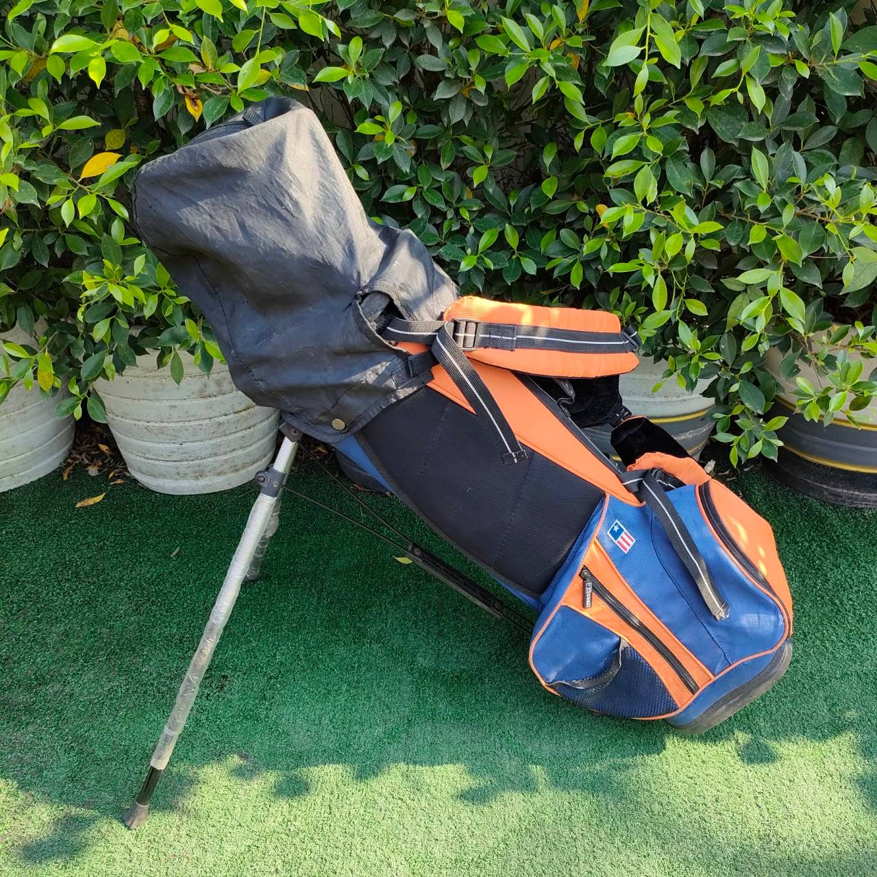 ** ไม้กอล์ฟสำหรับเด็ก ** FULLSET U.S KIDS GOLF ULTRALIGHT WT-20 51 ทั้งชุดประกอบด้วย หัวไม้ เเละ เเฟร์เวย์ ชุดเหล็ก 6,7,8,9, เเละ pw sw PUTTER USKG-520 พร้อมถุงกอล์ฟ US KIDS ไม้กอล์ฟเด็กอันดับ 1 ของโลก