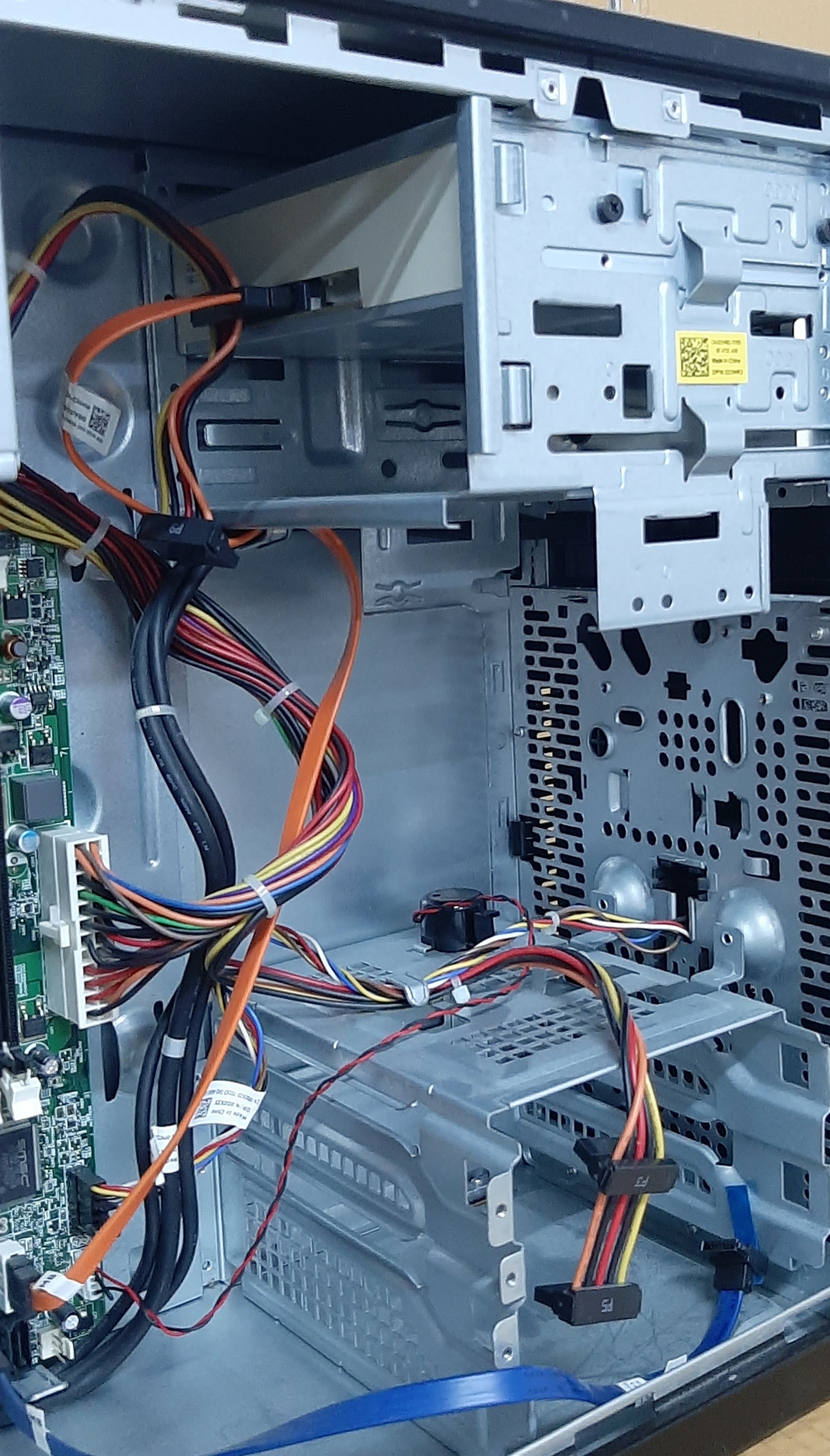 PC มือสอง สภาพดี ประกันร้าน 1 เดือน Dell Vostro 260 MT (เครื่องเปล่า) รองรับ CPU Gen2 i3 i5 i7 Ram DDR3