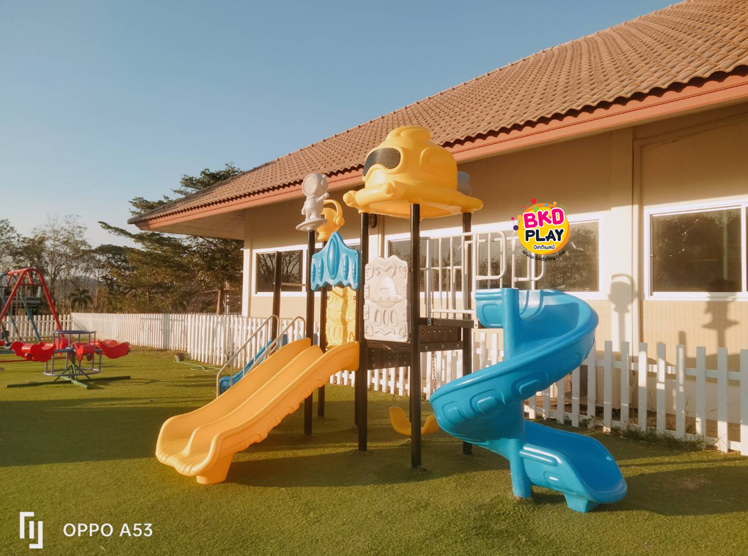 เครื่องเล่นสนามกลางแจ้ง,ชุดการ์ตูนท่องโลก สไลเดอร์ใหญ่, ของเล่น,ครุภัณฑ์สนามเด็กเล่น, สพฐ,โครงการโรงเรียนประชารัฐ ทำงบประมาณ70,000 บาท