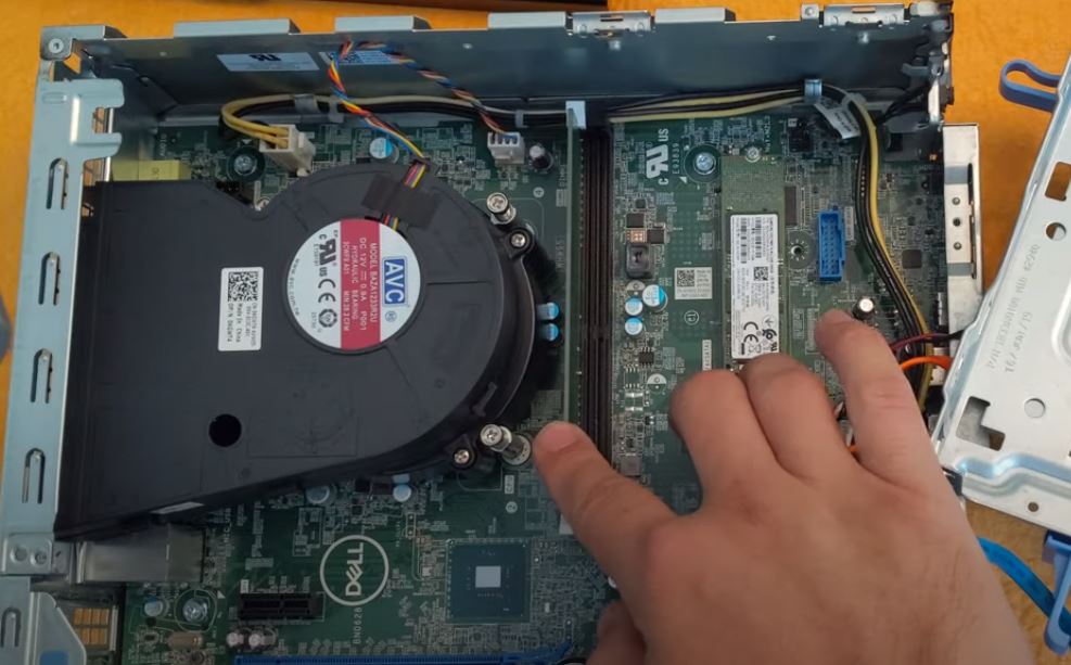 PC มือสอง Dell Optiplex 3060 SFF (i3-8100 Ram4GB HDD1TB) สภาพดี มือสอง ประกันร้าน 1 เดือน