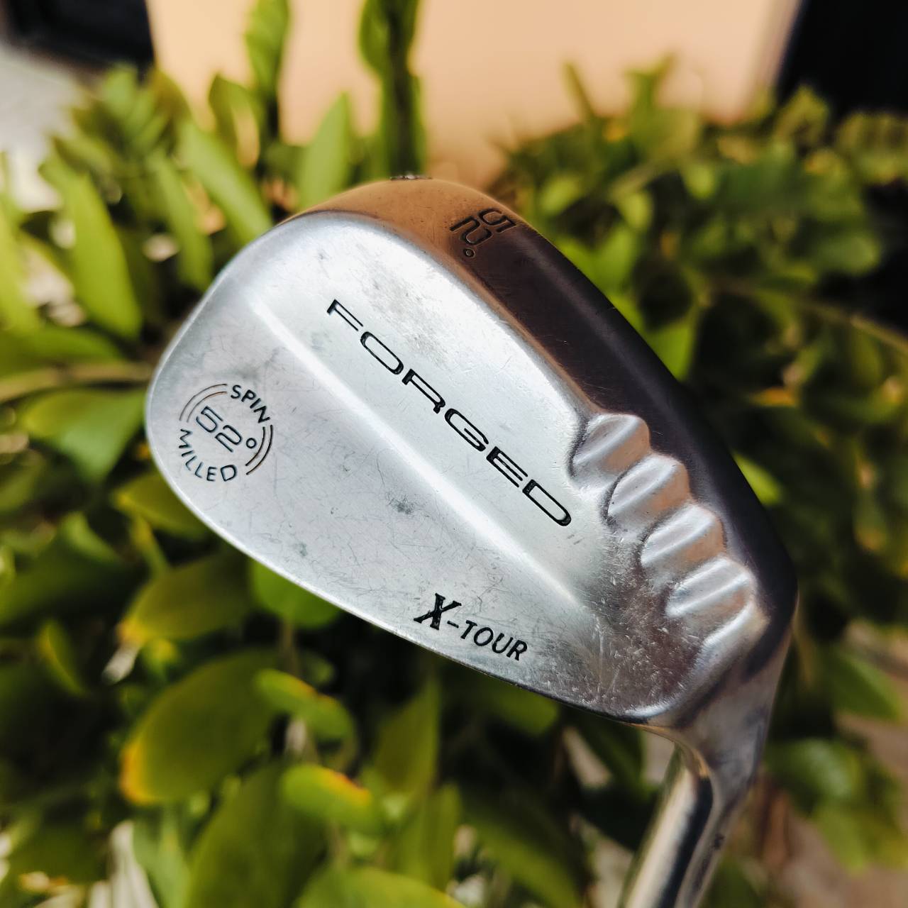 WEDGE X-TOUR FORGED องศา 52 หน้า SPIN MILLED แบบโหดๆ ฟีลลิ่ง FORGED นุ่มแน่น ก้านสำหรับ WEDGE โดยเฉพาะ ไม้กอล์ฟพรีเมี่ยมมือสอง ของแท้ By NakaraLuxurious