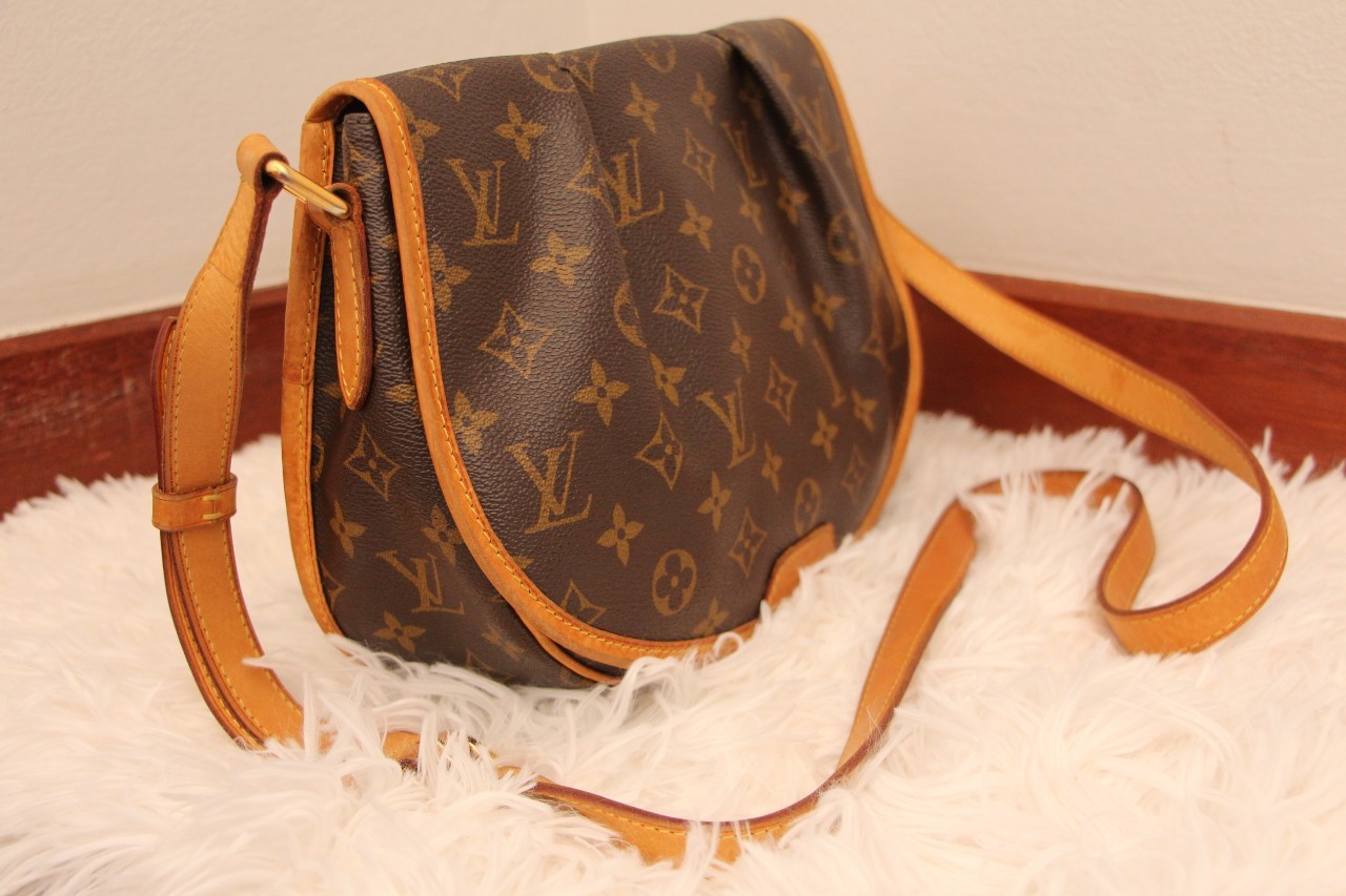 ขายถูกค่า มือสอง LOUIS VUITTON MENILMONTANT PM MONOGRAM CANVAS MADE IN FRANCE DATE CODE DU4111 แท้100%