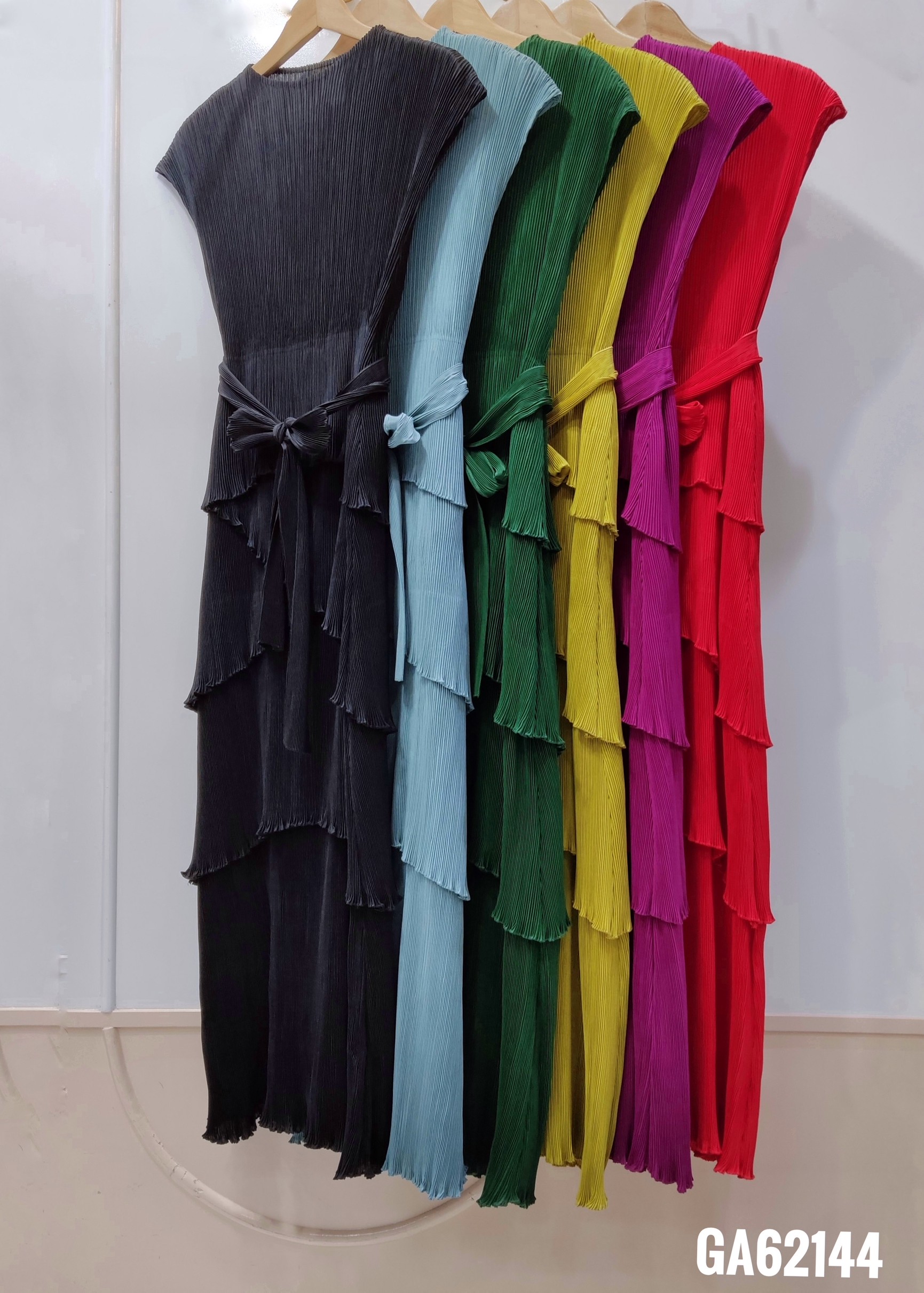 ยาว 52.5 นิ้ว 2MUAY รุ่น GA62144 เดรสอัดพลีท CAP SLEEVE TIERED PLEATED DRESS 6 สี FREE SIZE