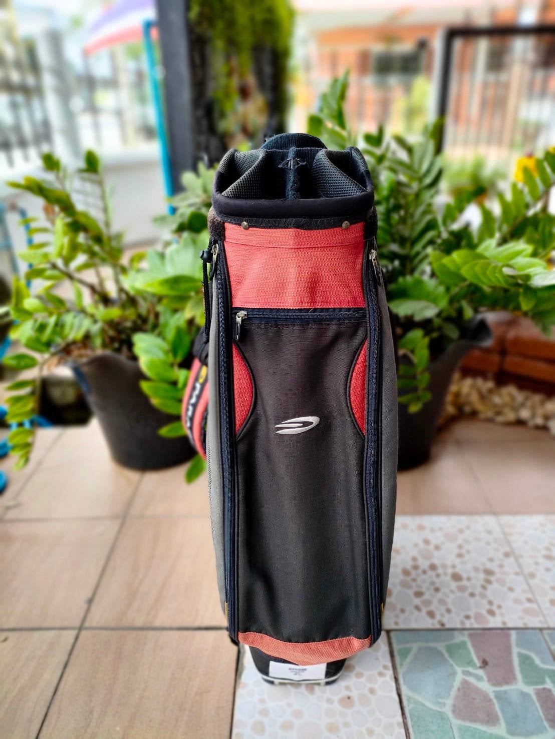 ถุงกอล์ฟ PARADISO ขนาด 9 นิ้ว