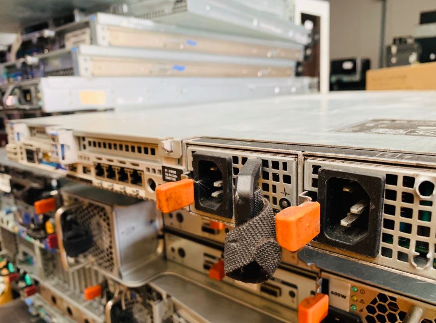 Dell R610 Server สุดแรง ราคาย่อมเยาว์