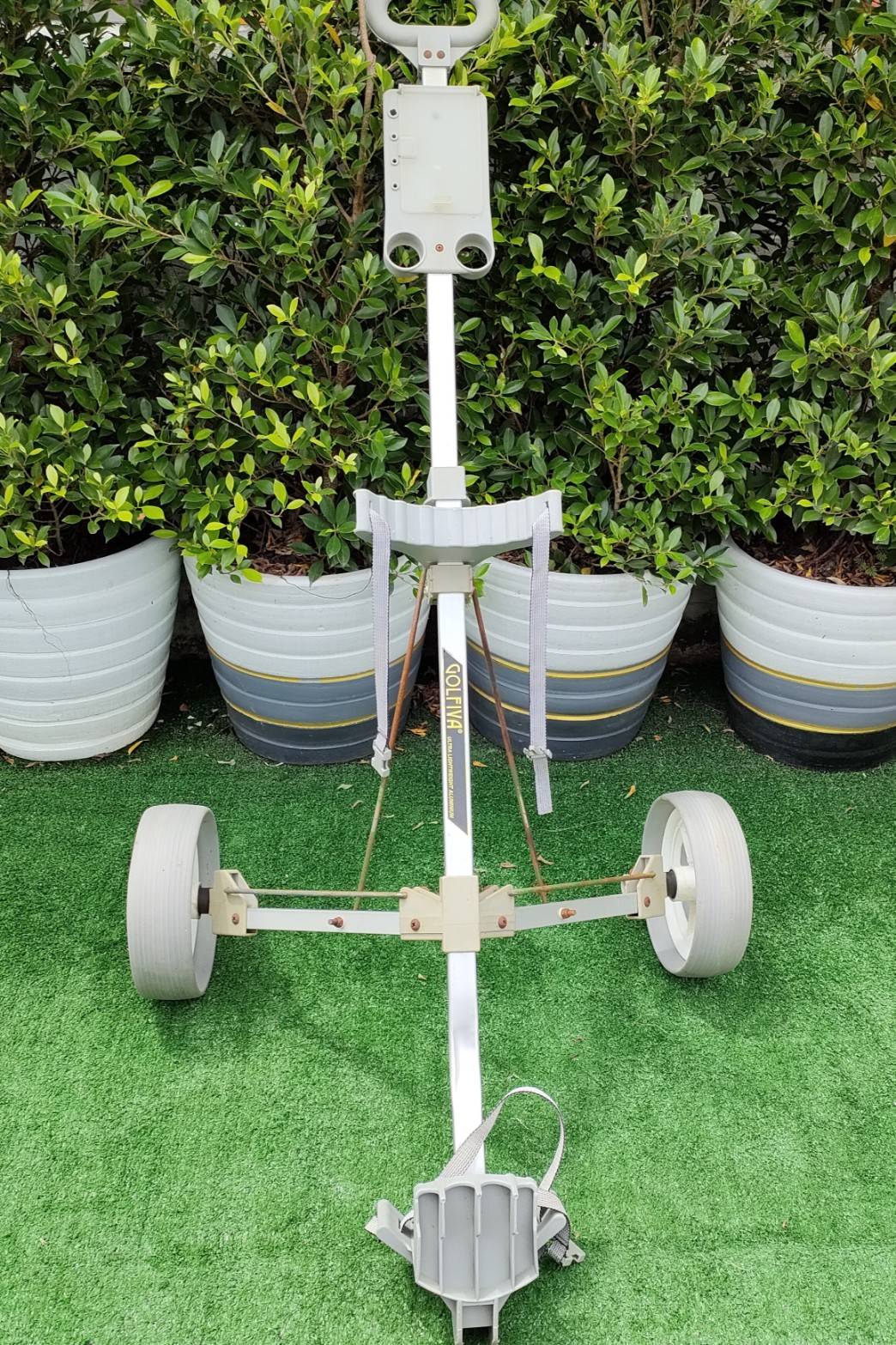 รถลากถุงกอล์ฟมือสอง สภาพสวยงามเดิมๆพร้อมใช้ แข็งแรงทนทานครับ