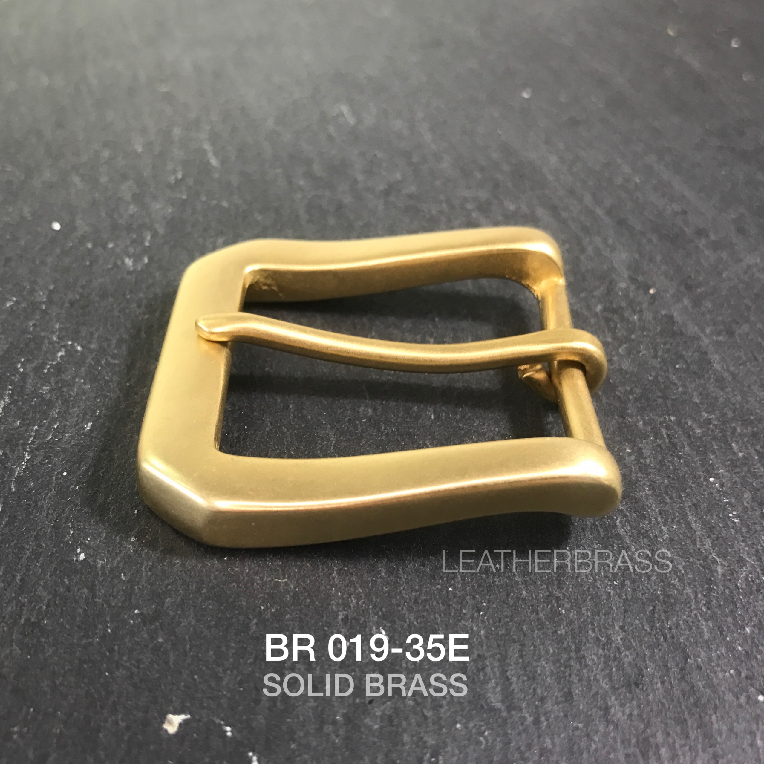 BR019-35E หัวเข็มขัดทองเหลือง ขนาด 35 มิล ** ราคาต่อชิิ้น** leatherbrass