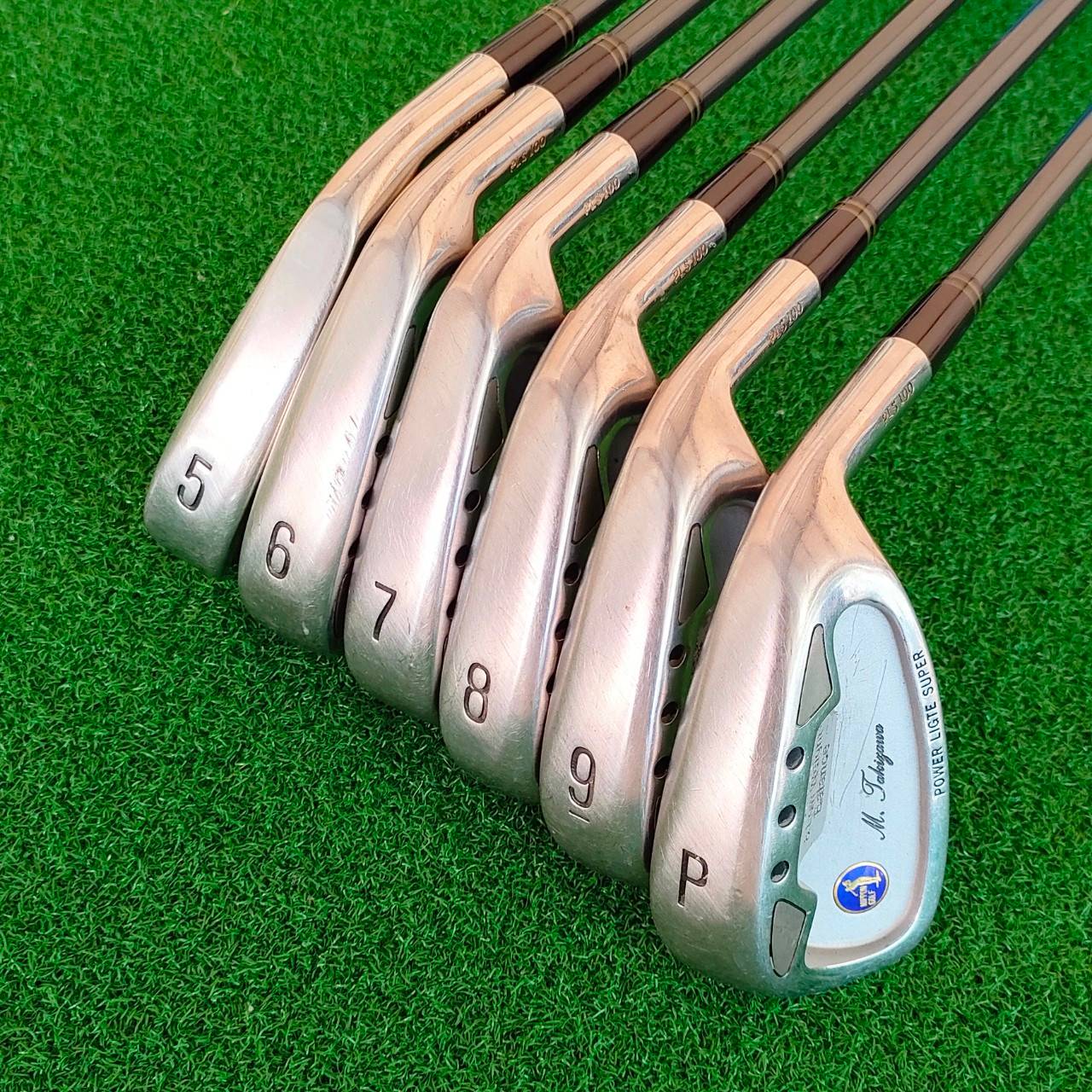 ชุดเหล็ก NIPPON GOLF POWER LIGTE SUPER มีเหล็ก 5-9 PW ก้าน TOUR KICK FLEX R ถ่วงทังสเตนสองด้าน ตีตรงมากๆ เน้นตีง่าย และตีนุ่ม MADE IN JAPAN .