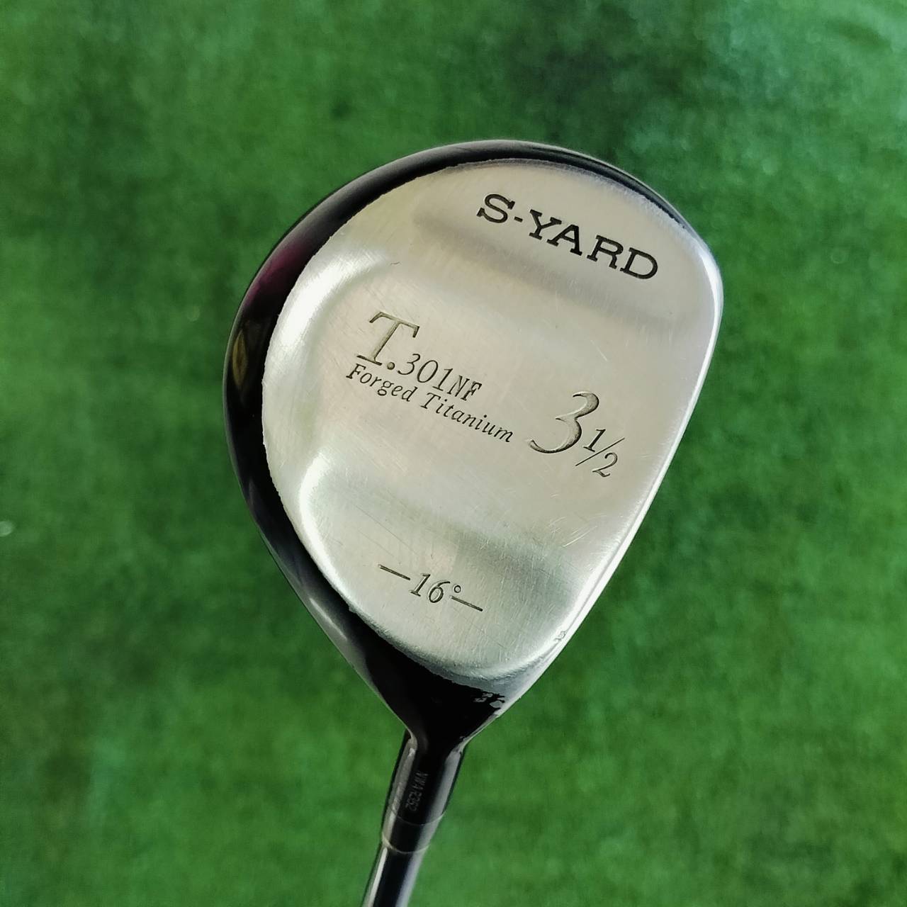 FW3 1/2 S-YARD T.301NF องศา 16 วัสดุ FORGED TITANIUM ตีง่าย นุ่ม แน่น เป็นตัว TOP สุดของ S-YARD ในซีรี่นั้น ไม้กอล์ฟพรีเมี่ยมญี่ปุ่น ก้านเบา FLEX R ไม้กอล์ฟพรีเมี่ยมมือสอง ของแท้ By NakaraLuxurious