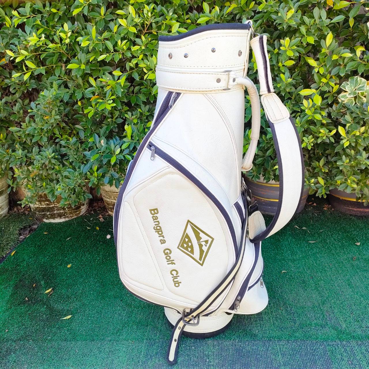 ถุงกอล์ฟ BANGPRA GOLF CLUB มือสอง ถุงหนังสวยมาก น่าใช้มาก