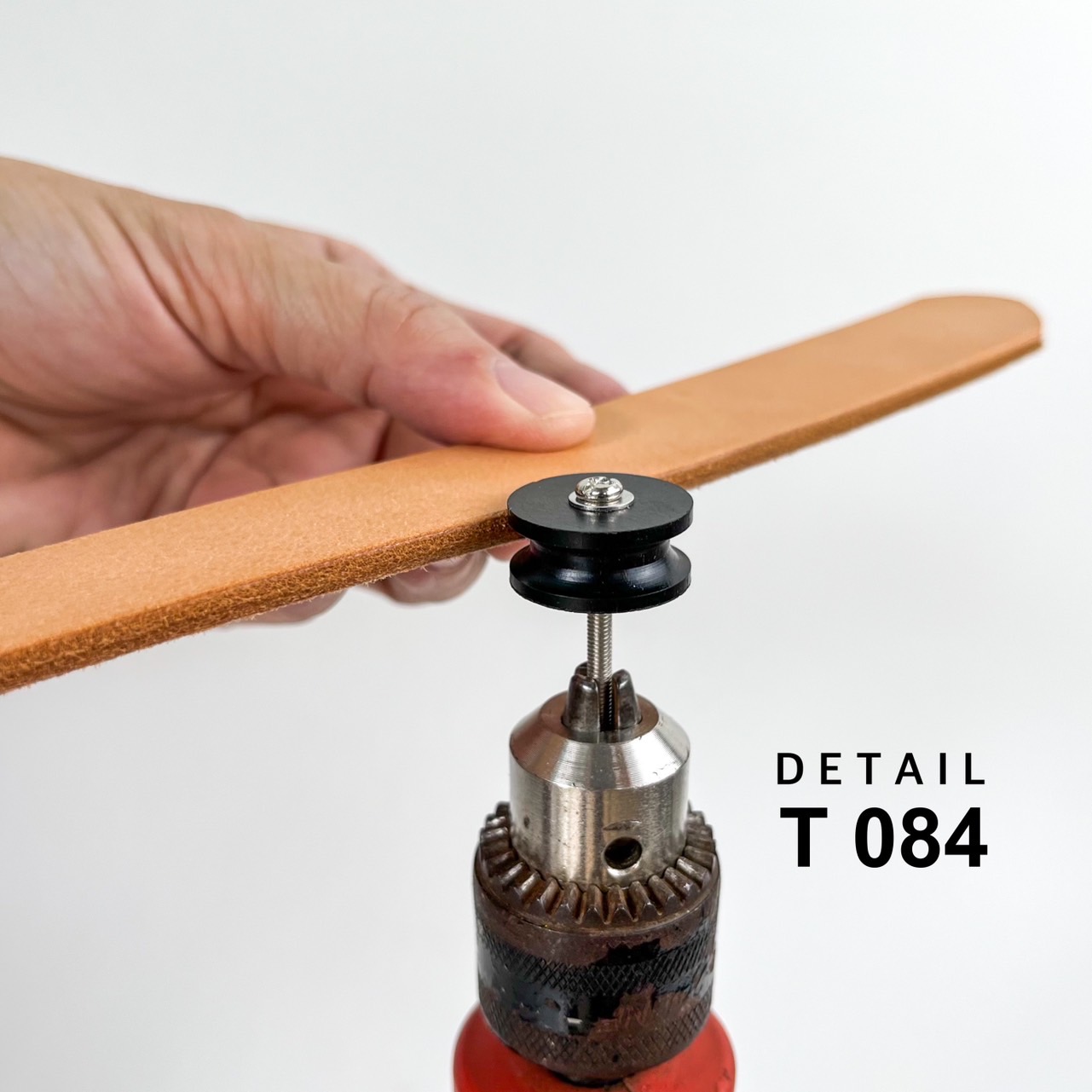 T084 ไม้ขัดขอบหนัง ไม้ Sandle Wood อุปกรณ์งานหนัง **ราคาต่อชิ้น**