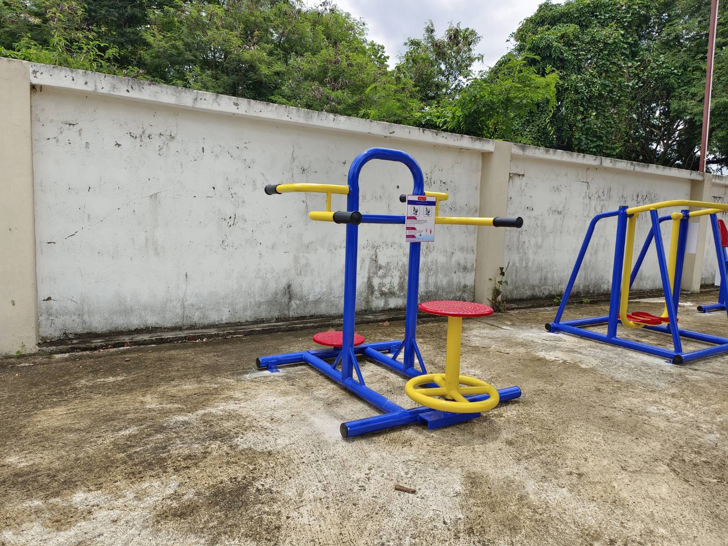 ชุดเครื่องออกกำลังกายกลางแจ้ง6รายการ โปร99,900 สนามกีฬา, เครื่องออกกำลังกายผู้ใหญ่, เครื่องออกกำลังกายสวนสาธารณะ หมู่บ้าน,Exercise equipment outdoor , OutdoorPlayground ,ราคาโรงงาน