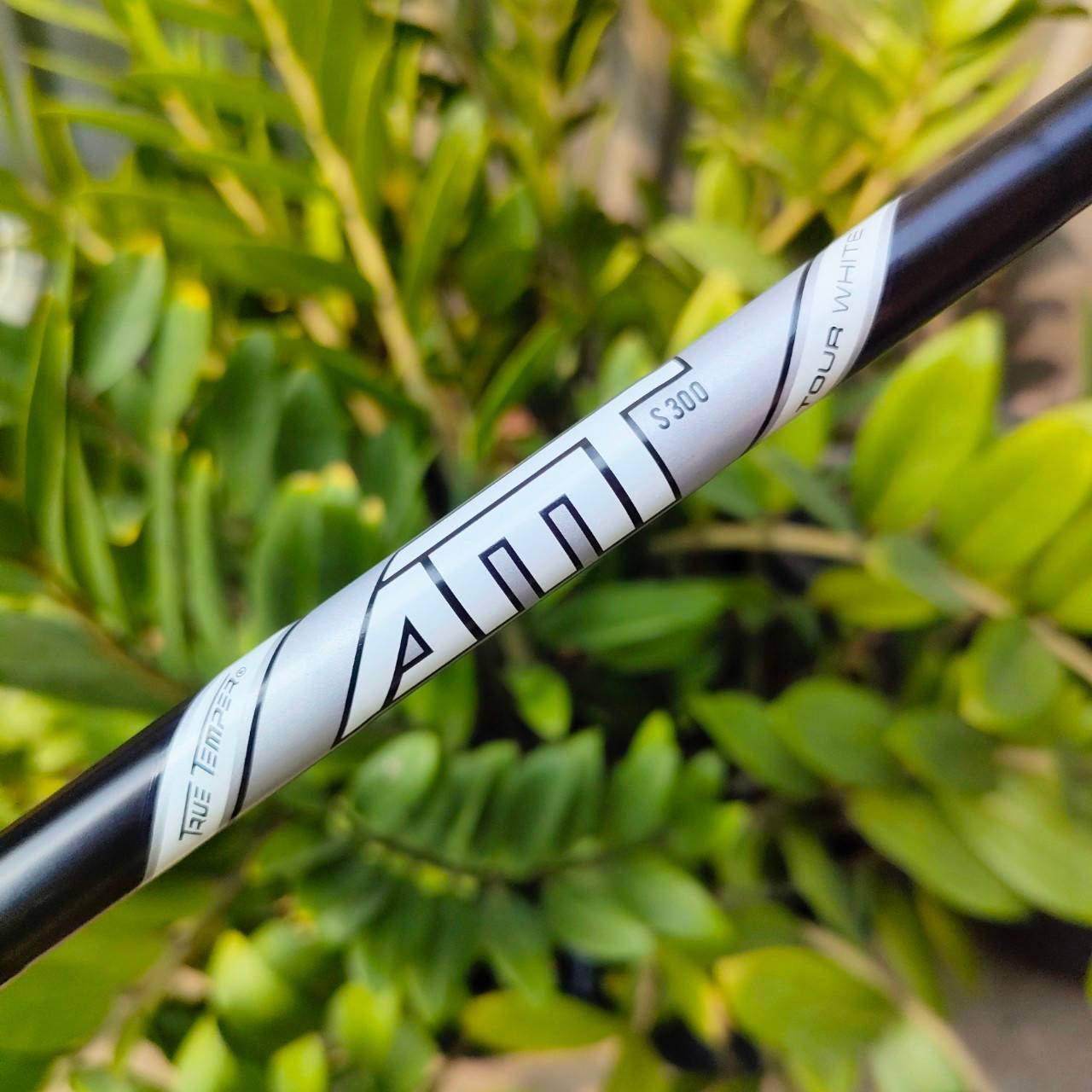 เหล็ก4 KING COBRA FORGED TEC ก้าน AMT S300 เหล็ก FORGED CAVITY ผสมกับเทคโนโลยี CARBON FT ตีดีมากๆๆ ไม้กอล์ฟพรีเมี่ยมมือสอง ของแท้ By NakaraLuxurious