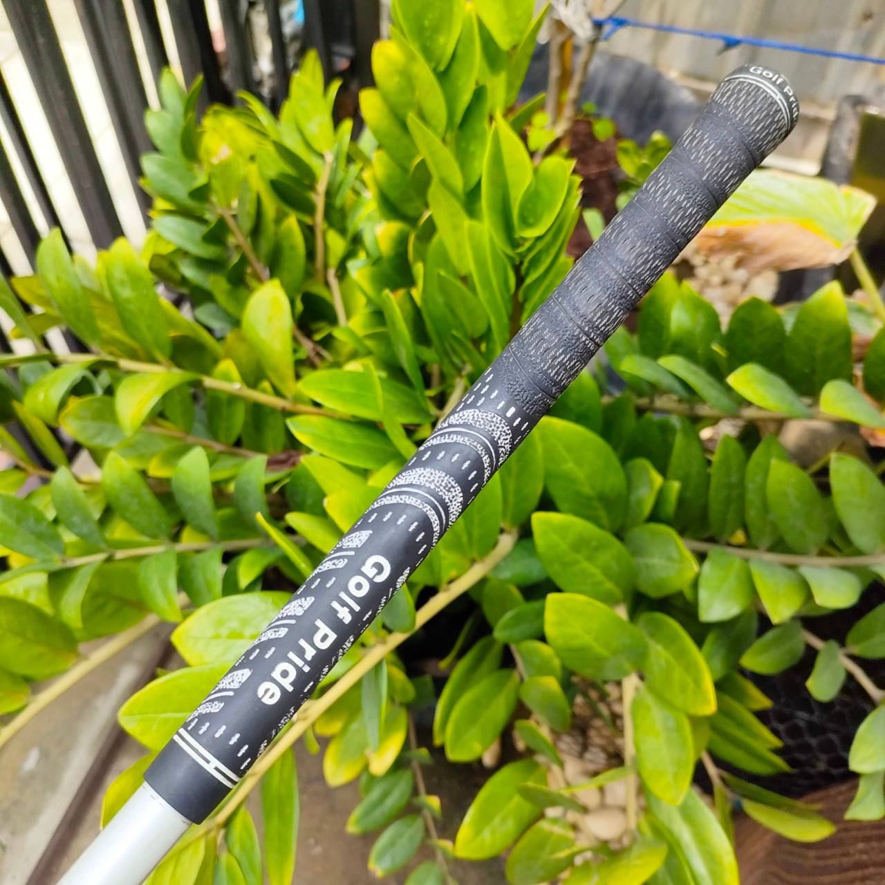 ** ไม้กอล์ฟสำหรับผู้หญิง ** HYBRID 5 TAYLORMADE RESCUE องศา 25 ก้าน RE*AX 50 FLEX LADY ตีง่ายมากๆ ไม้กอล์ฟมือสอง ของแท้ BY NakaraLuxurious