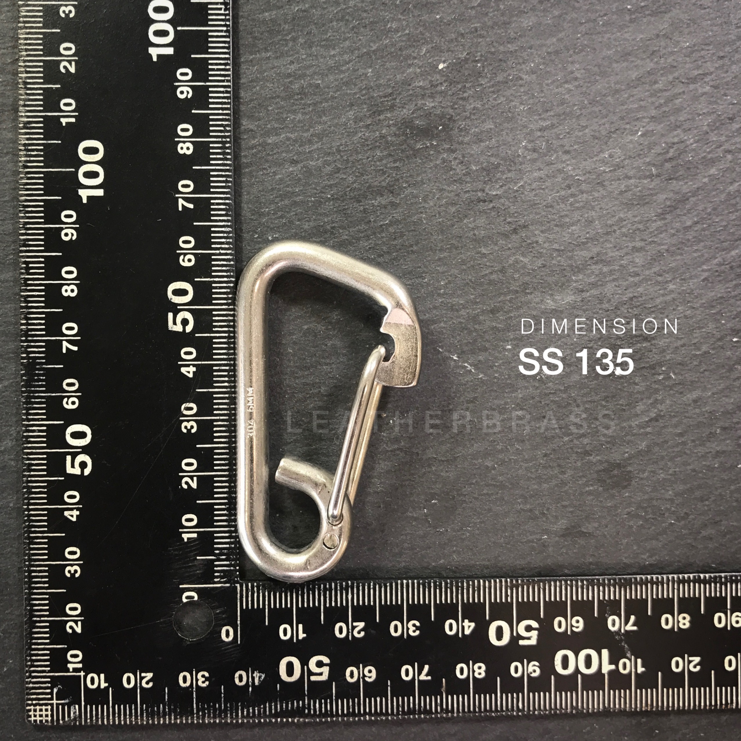 SS135 ตะขอพวงกุญแจ สเตนเลส แบบโมเดิร์น อุปกรณ์เดินป่า **ราคาต่อชิ้น** อุปกรณ์งานหนัง leatherbrass