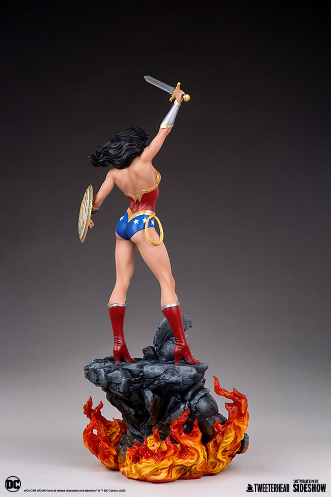 [สั่งจอง]Sideshow x Tweeterhead 910183 : Wonder Woman