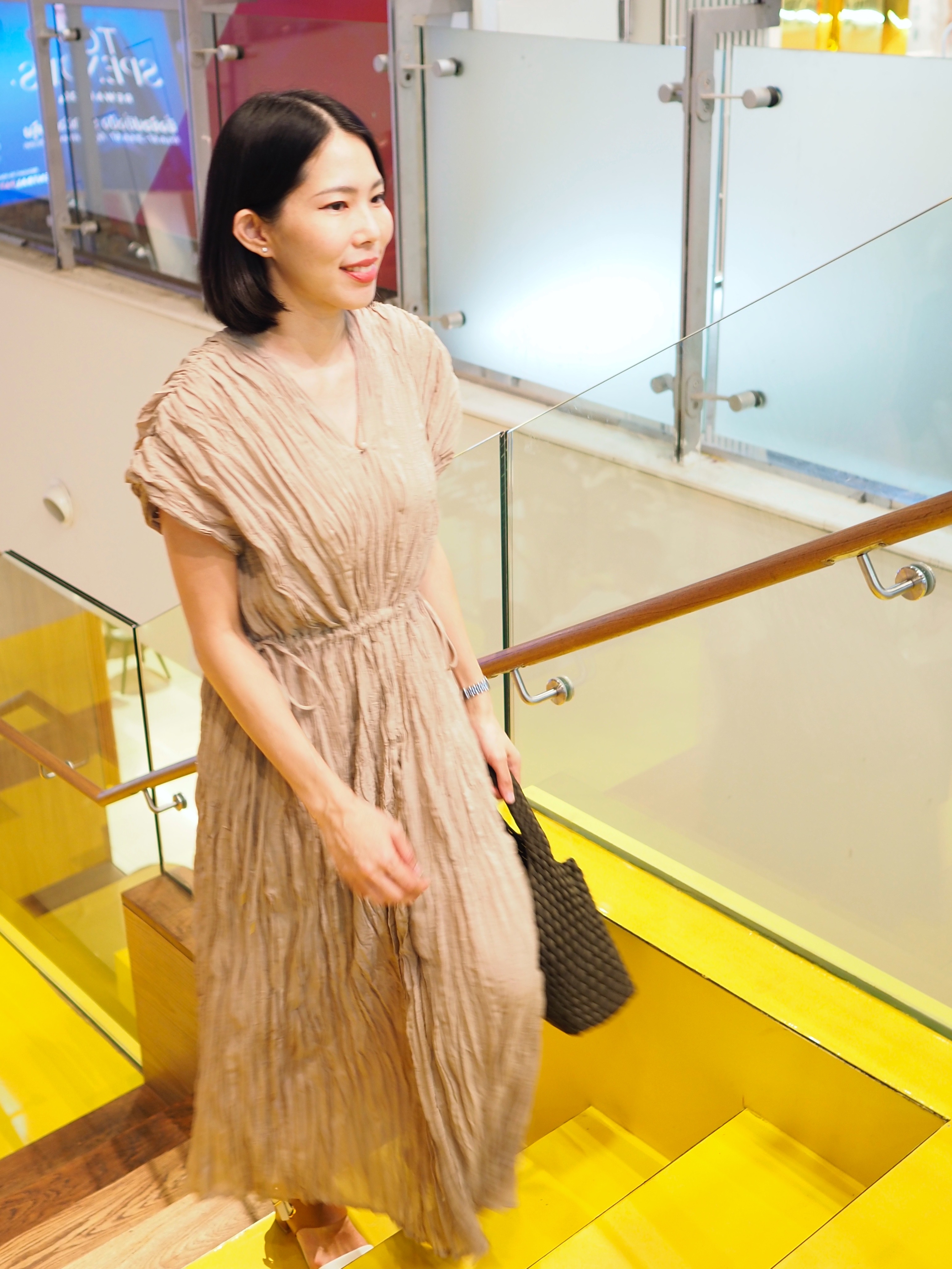 ปรับราคาลง20%!! 2MUAY รุ่น GJO3558 เดรสพลีทคุณภาพ V NECK WAIST TIE PLEATED DRESS 6 สี FREE SIZE