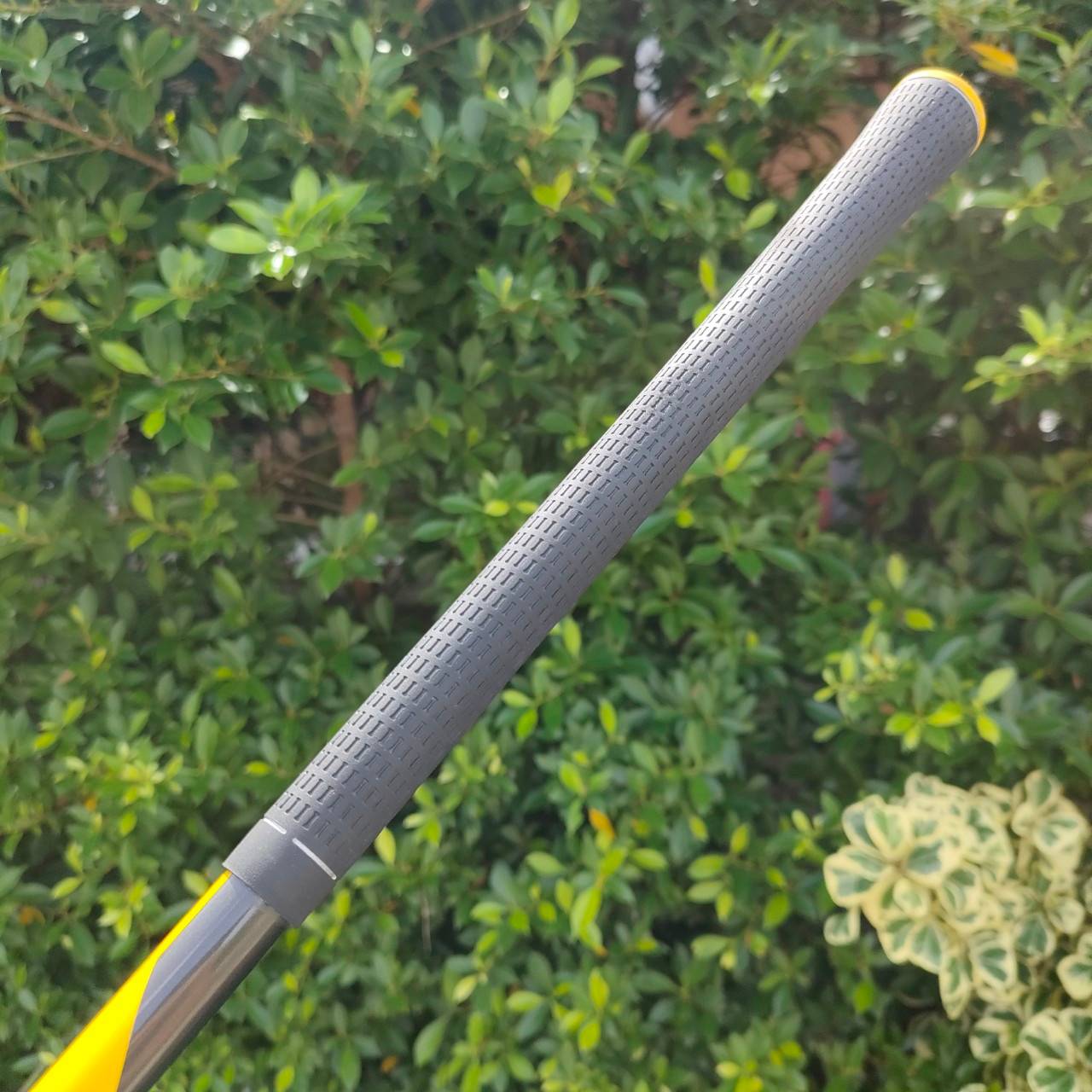 FW3 TAYLORMADE RBZ STAGE2 องศา 15 ก้าน TM1-213 RBZ FLEX R ตีดี และตีไกลมาก!! เพราะตรงสันไม้มี POCKET ขนาดใหญ่ ทำให้เกิดสปริง!! ไม้กอล์ฟมือสอง ของแท้ BY NakaraLuxurious