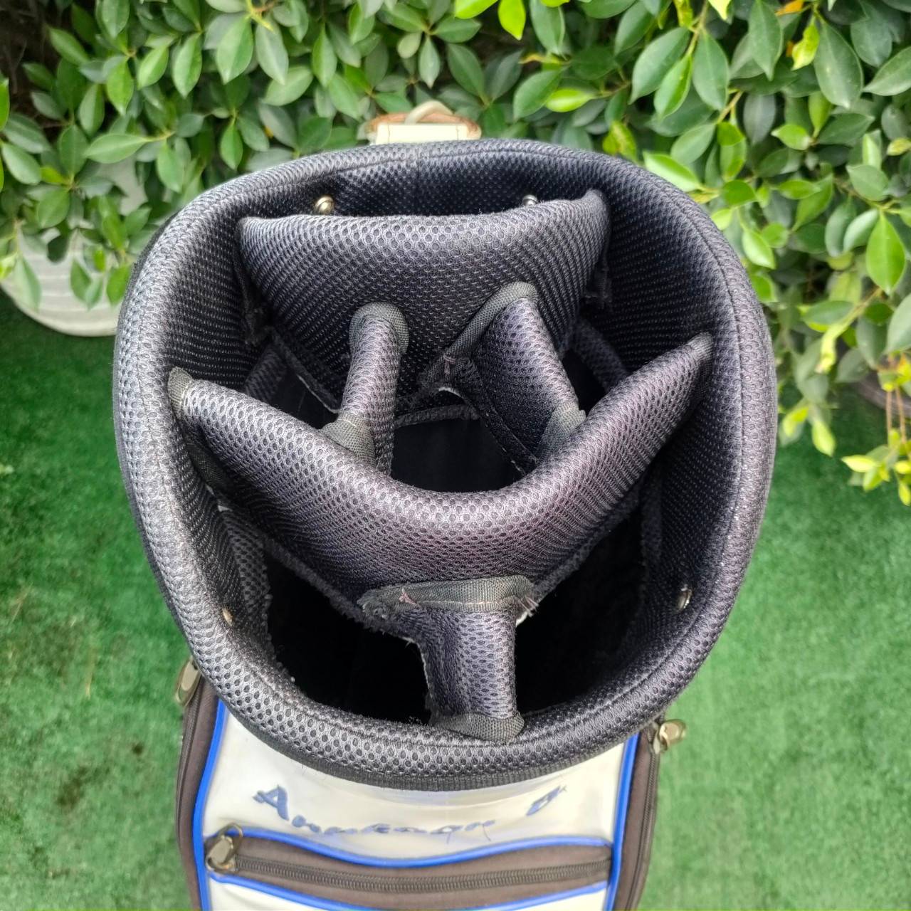 ถุงกอล์ฟ MAHAVAJJRAVUDH มือสอง ** เเป๊กติดคอพเวอร์ หลุด 1 จุด ** ถุงสวย ถุง TOUR ใบใหญ่ 9 นิ้ว