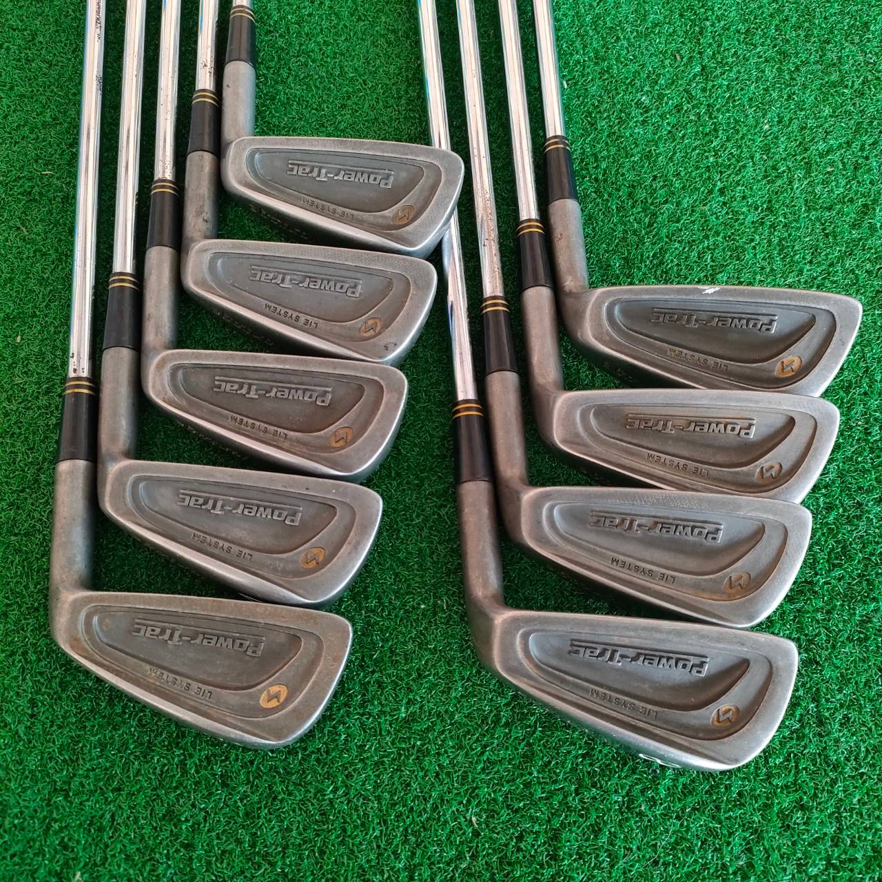 ชุดเหล็ก VANTAGE POWER-TRAC มีเหล็ก 3-9 PW SW ก้านเหล็ก สภาพสวยเดิมๆ ตีลูกออกแนวพุ่ง ตีไม่ยาก สปินดีมากๆครับ แม่นกรีน