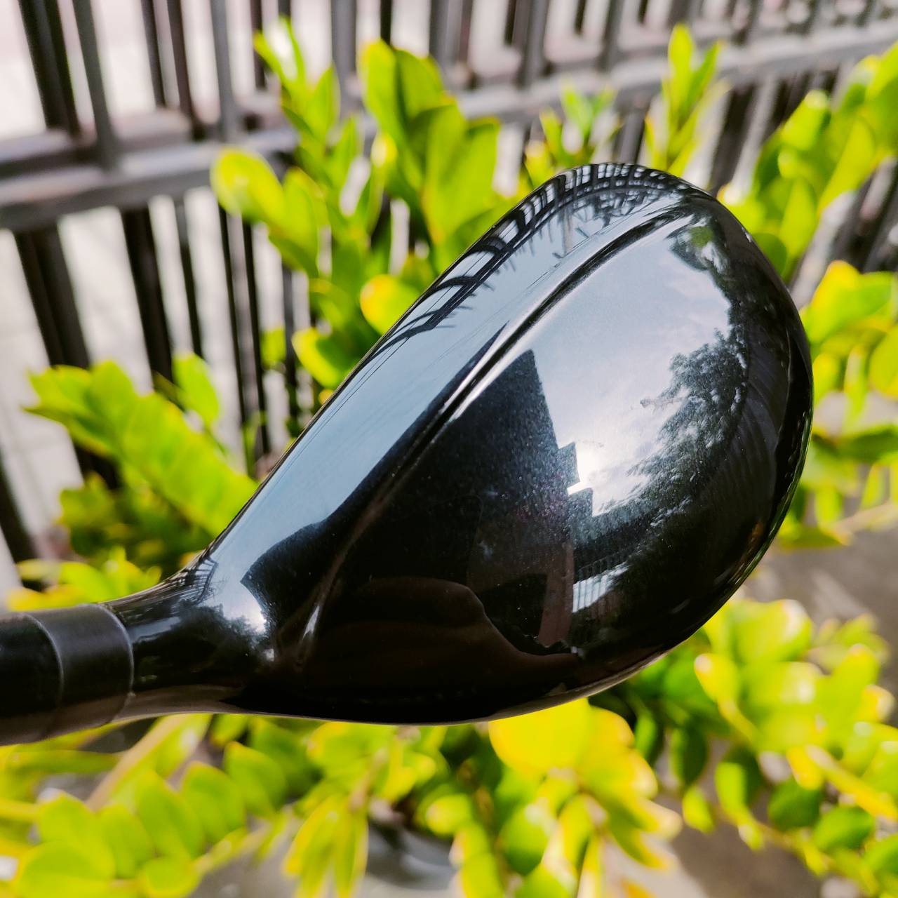 U2 SRIXON Z H85 องศา 16 ก้าน MIYAZAKI FLEX S สภาพสวยมาก มี COVER เดิม ไม้กอล์ฟพรีเมี่ยมมือสอง ของแท้ By NakaraLuxurious