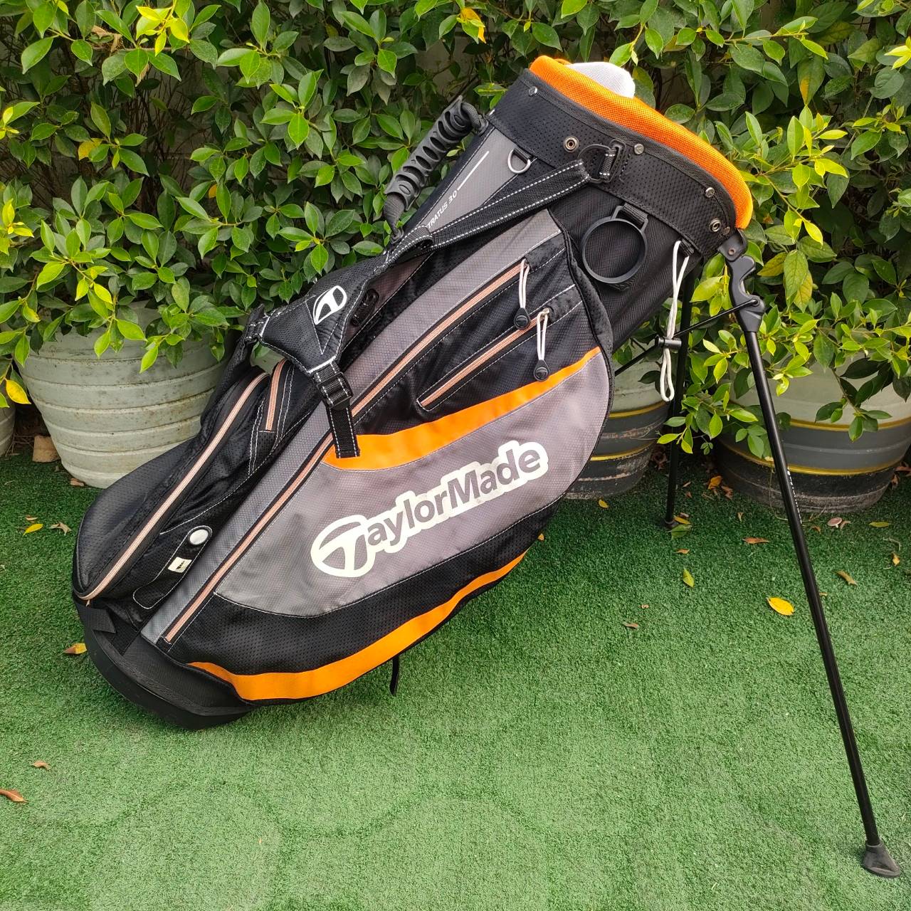 ถุงกอล์ฟ TAYLORMADE ขาตั้งมือสอง