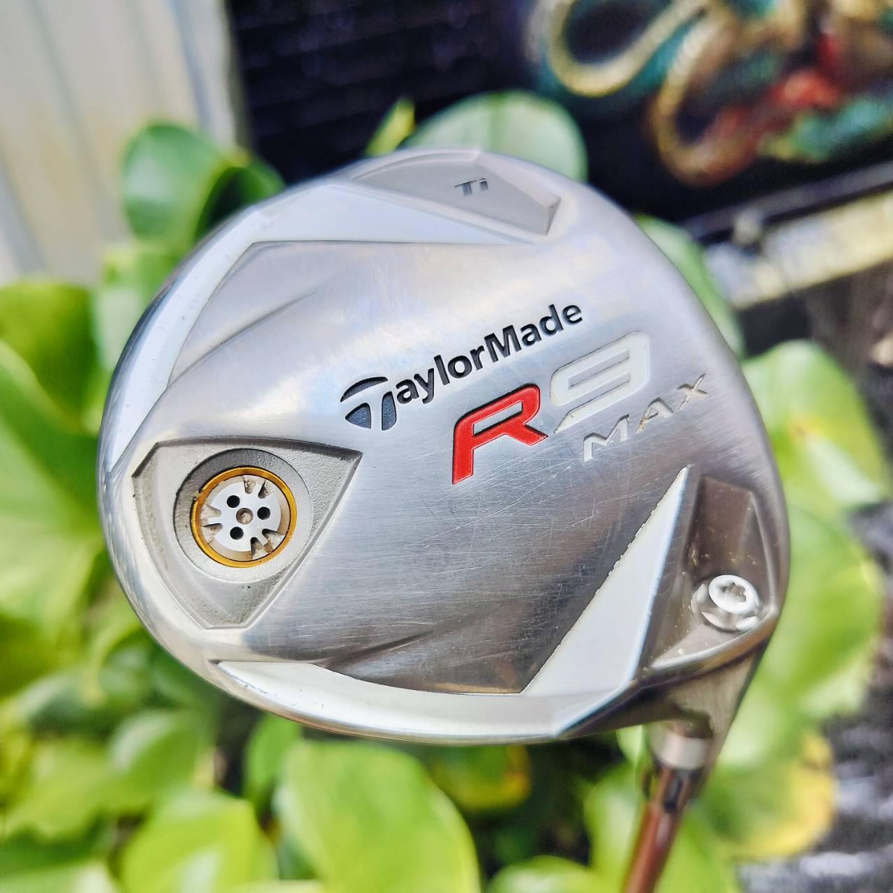 FW3 Taylormade R9 MAX ตีไกลมาก!!! ก้าน FUJIKURA MOTORE FLEX R สามารถไขปรับตรงคอได้ ตีง่ายมาก วิถีลูกสวย Ti รุ่น Titanium เสียงเพราะ มี COVER แท้ เดิม ไม้กอล์ฟพรีเมี่ยมมือสอง ของแท้ By NakaraLuxurious
