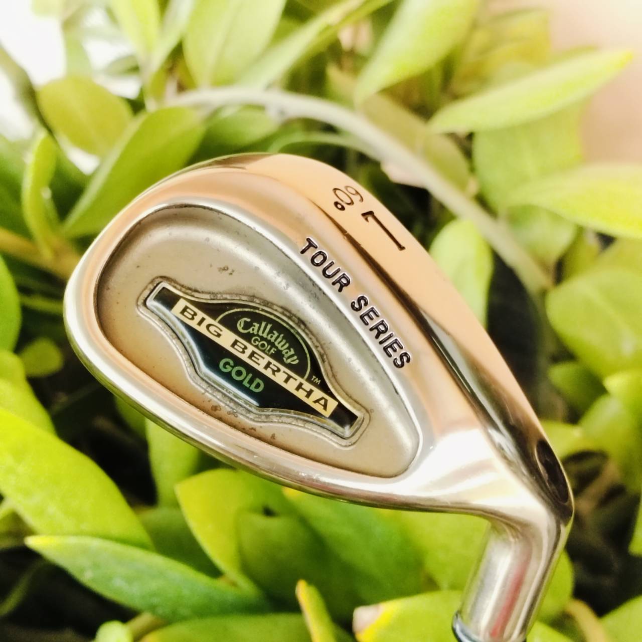 *** หายาก *** WEDGE CALLAWAY BIG BERTHAR GOLD องศา 60 หัวสีทอง วัสดุ Beryllium Copper ให้ความรู้สึกที่แตกต่างอย่างเห็นได้ชัด ไม้กอล์ฟพรีเมี่ยมมือสอง ของแท้ By NakaraLuxurious