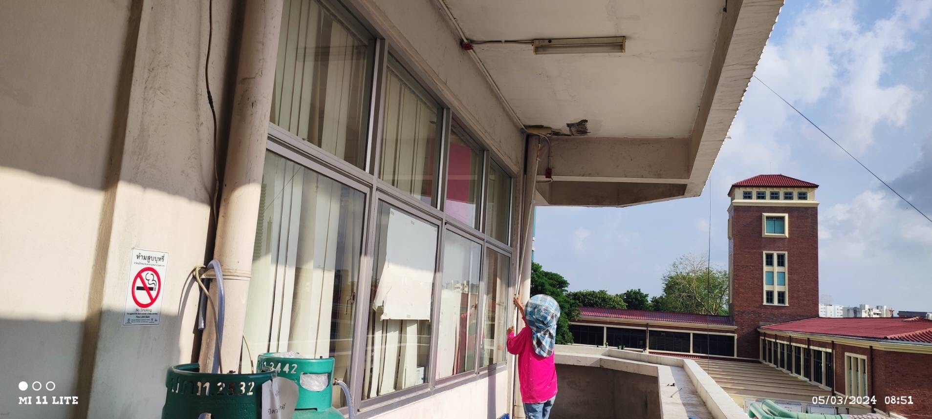 ซ่อมฝ้า/ผนัง อาคารเภสัชกรรม ร.พ.ศิริราช