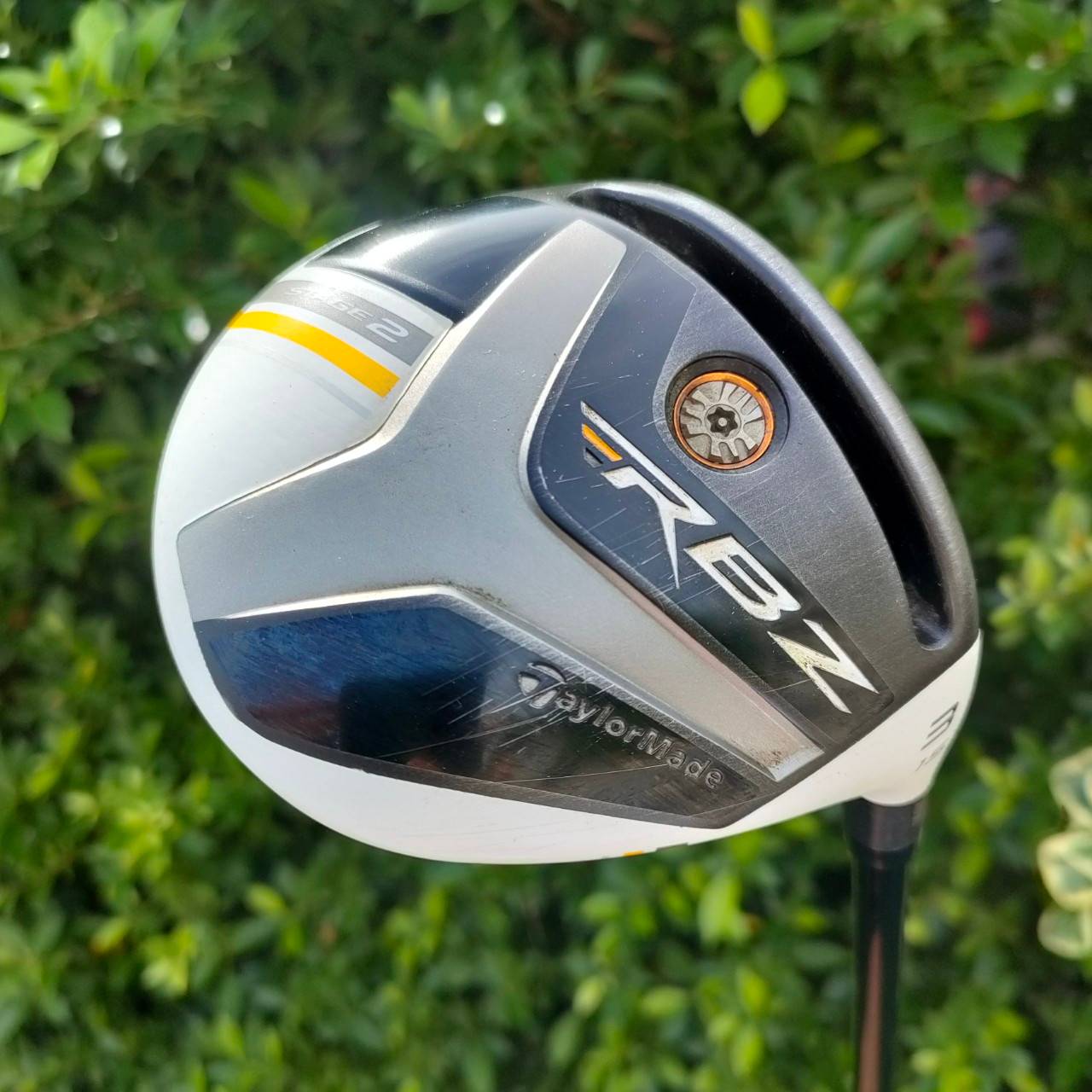 FW3 TAYLORMADE RBZ STAGE2 องศา 15 ก้าน TM1-213 RBZ FLEX R ตีดี และตีไกลมาก!! เพราะตรงสันไม้มี POCKET ขนาดใหญ่ ทำให้เกิดสปริง!! ไม้กอล์ฟมือสอง ของแท้ BY NakaraLuxurious