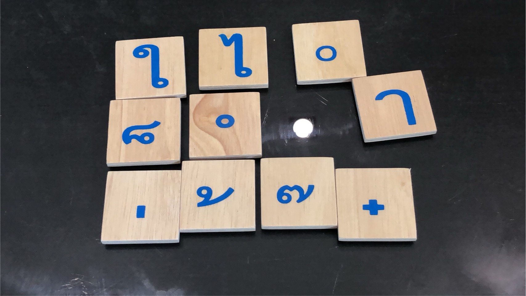 กระดานผสมพยัญชนะ-สระ, ของเล่นไม้, ของเล่นเสริมพัฒนาการ, ของเล่นเด็กอนุบาล, สื่อการสอนเด็กอนุบาล