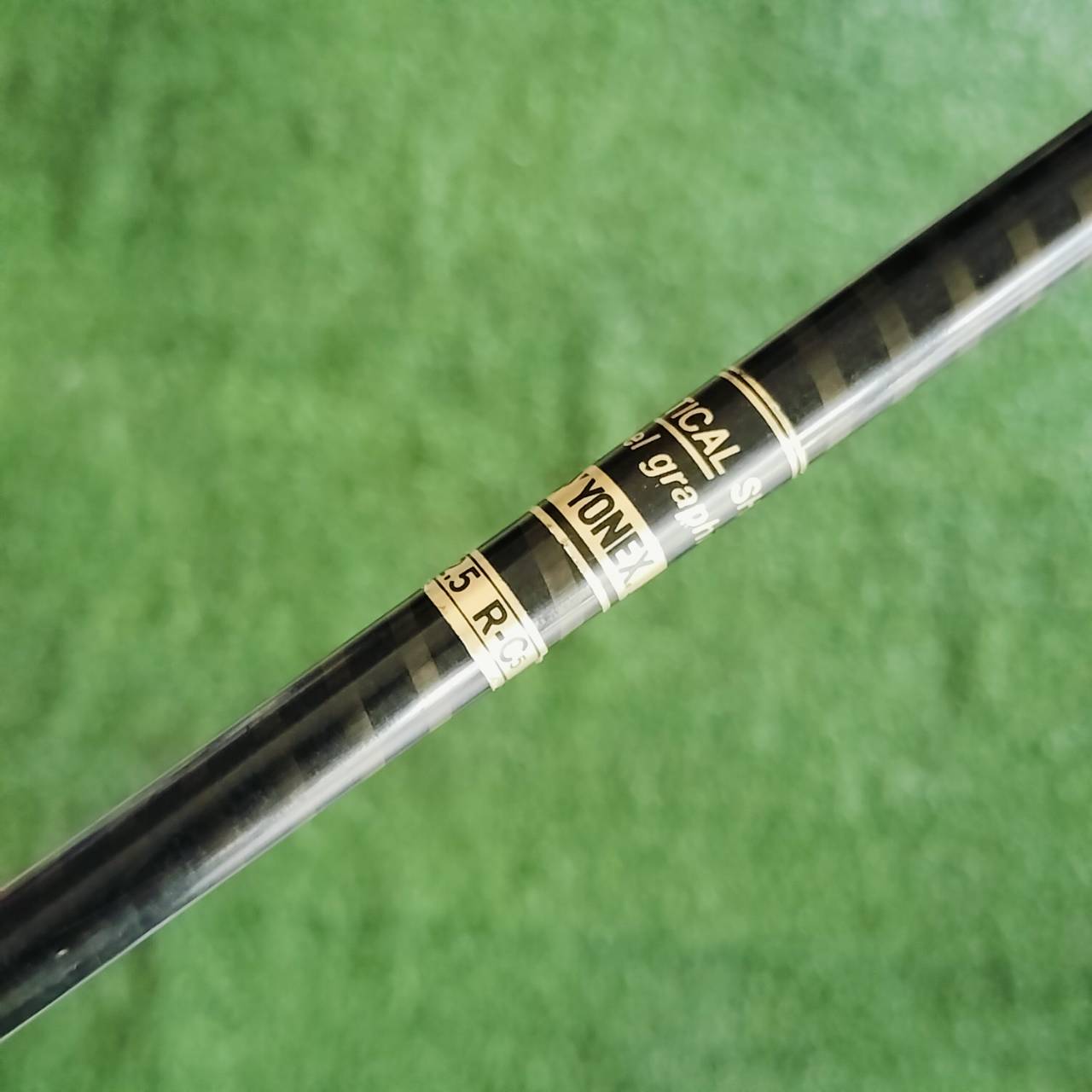 เหล็ก 7 YONEX CARBONIRON หน้าเคฟล่า ทั้งเด้งทั้งสปิน เคฟล่าทั้งชิ้น ก้านพรีเมี่ยม ORIGINAL JAPAN FLEX R ไม้กอล์ฟพรีเมี่ยมมือสอง ของแท้ By NakaraLuxurious