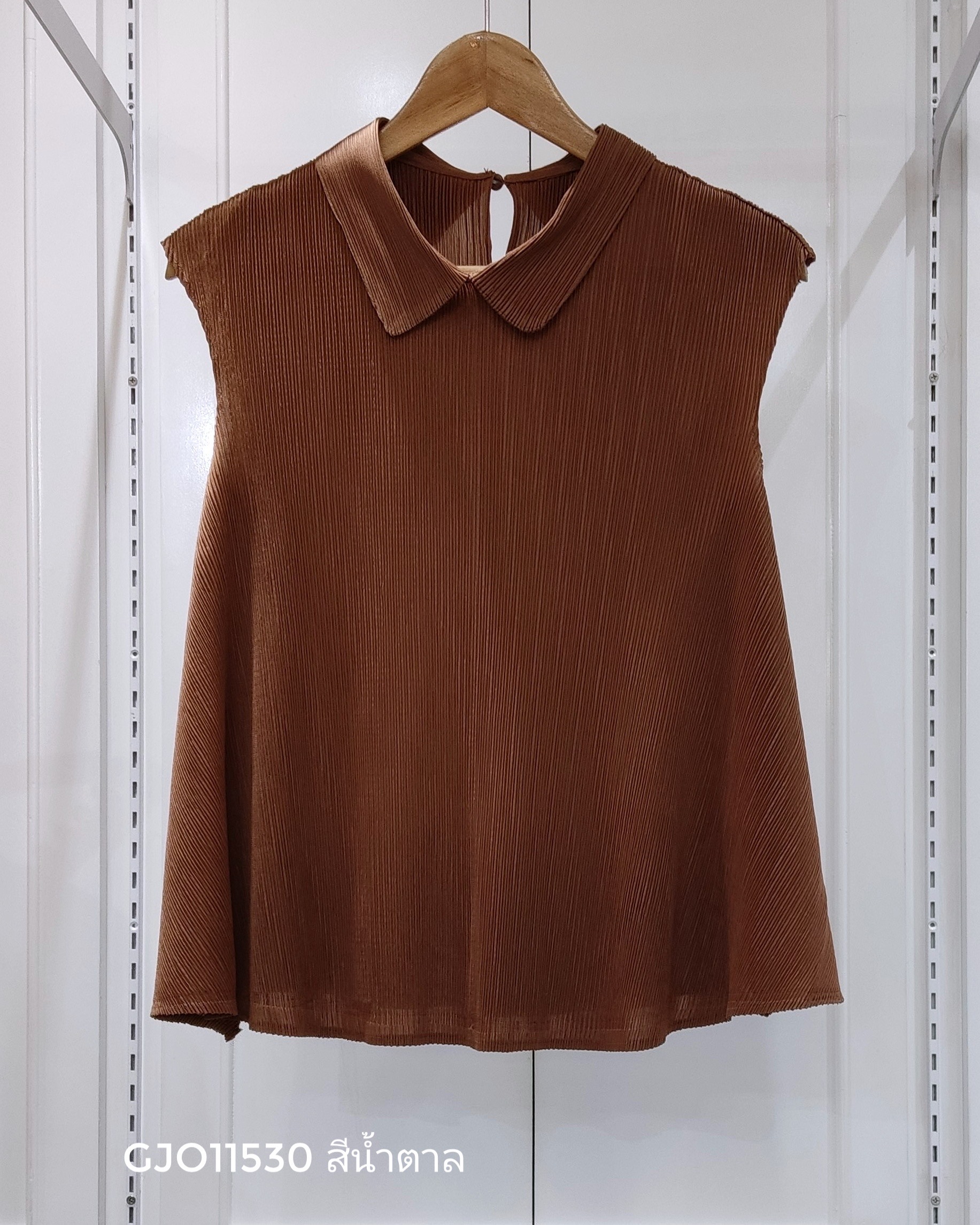 2MUAY รุ่น GJO11530 เสื้ออัดพลีท PETER PAN COLLAR PLEATED TOP 10 สี FREE SIZE