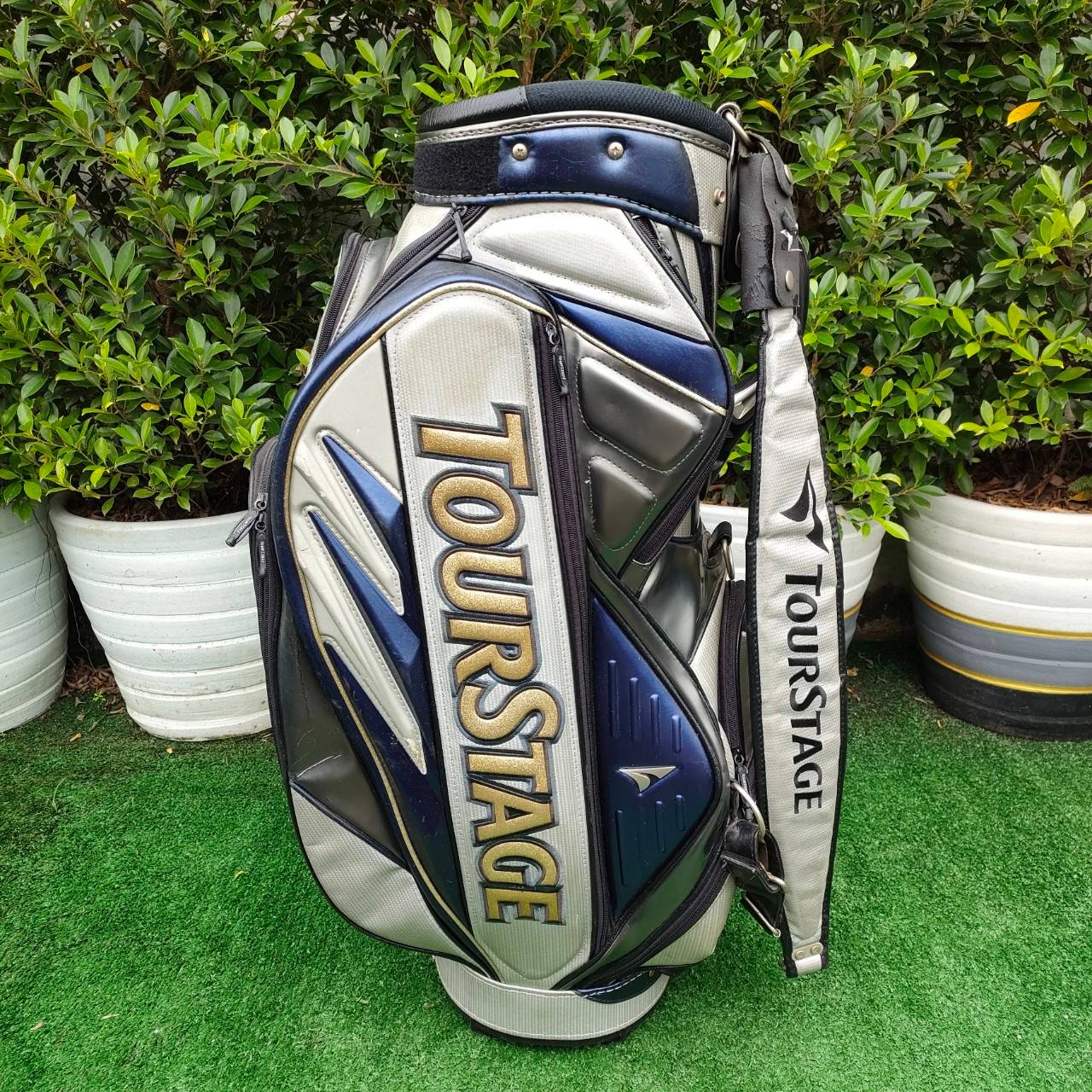 ถุงกอล์ฟ TOURSTAGE มือสอง ถุงใบใหญ่ 9 นิ้ว ถุงสวยมาก พรีเมี่ยมจากประเทศญี่ปุ่น